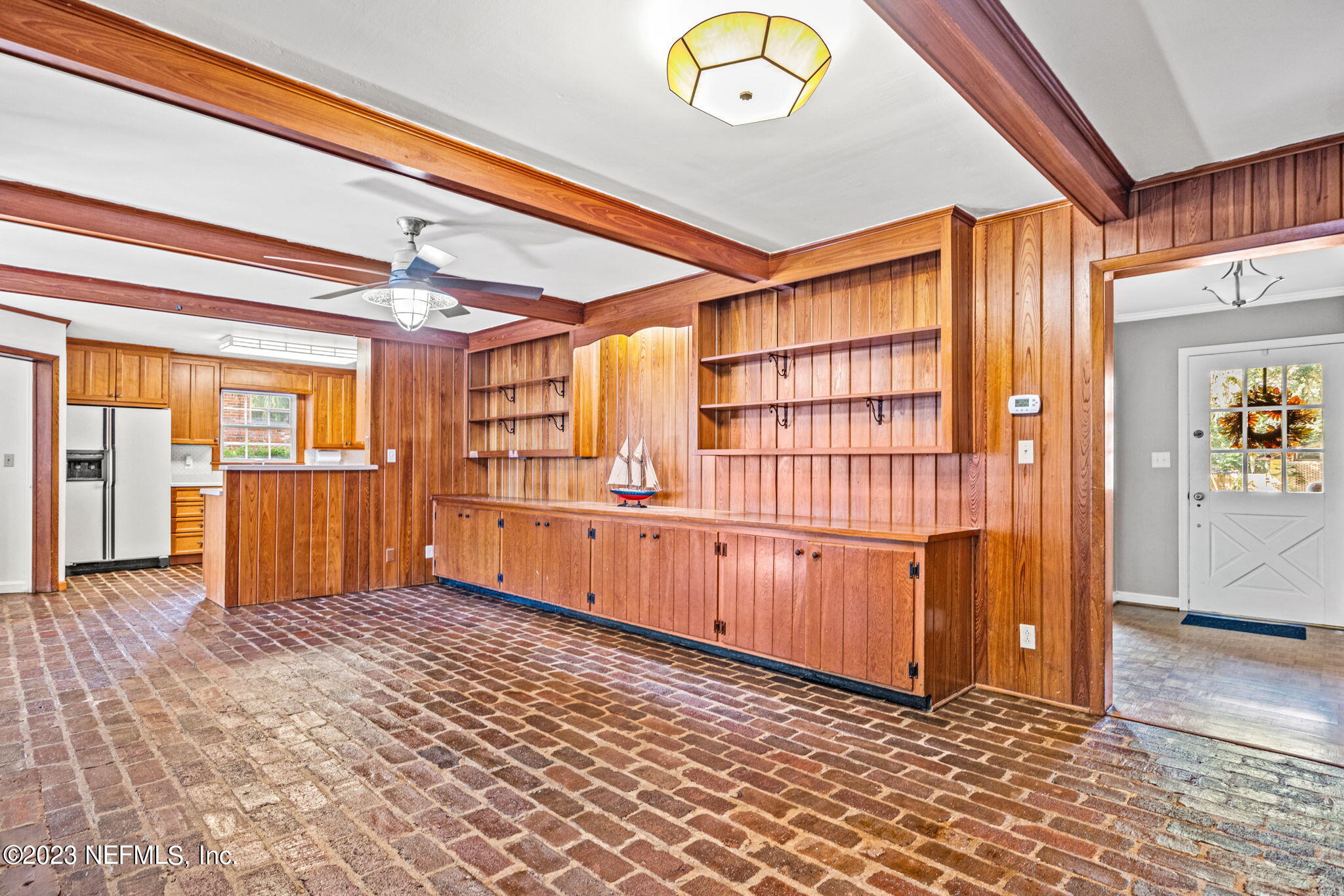 2607 RED FOX Road