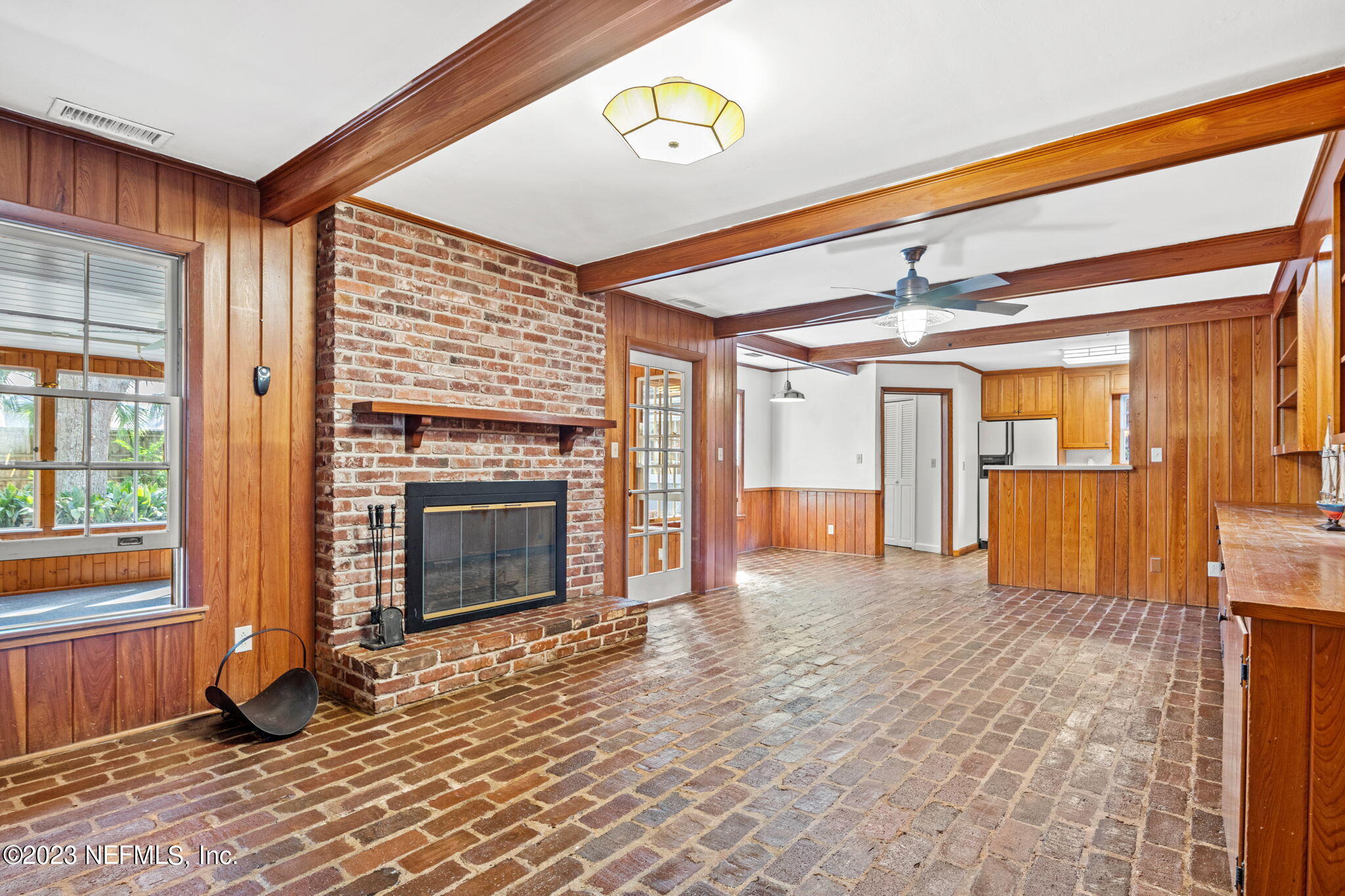 2607 RED FOX Road