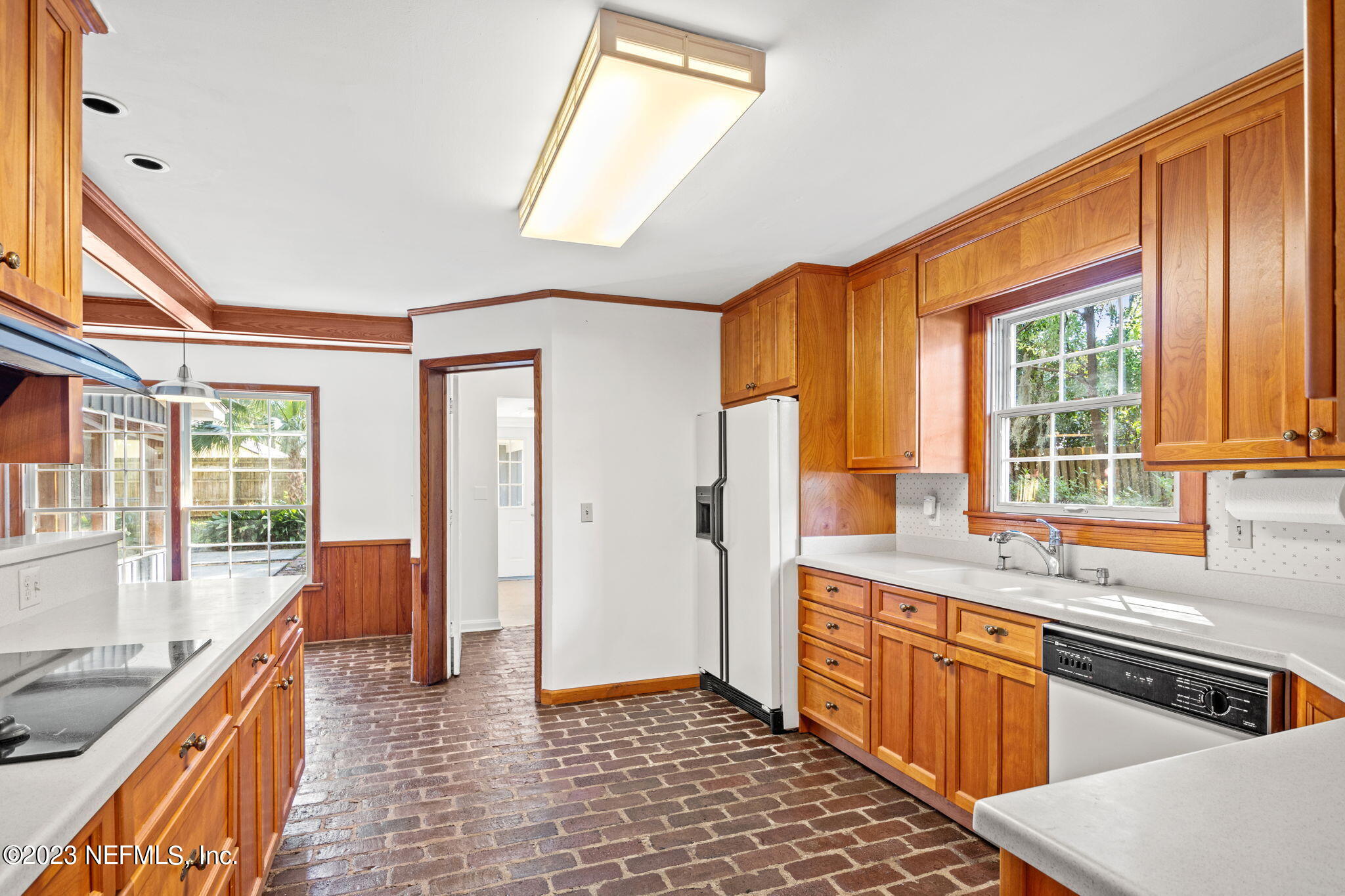 2607 RED FOX Road