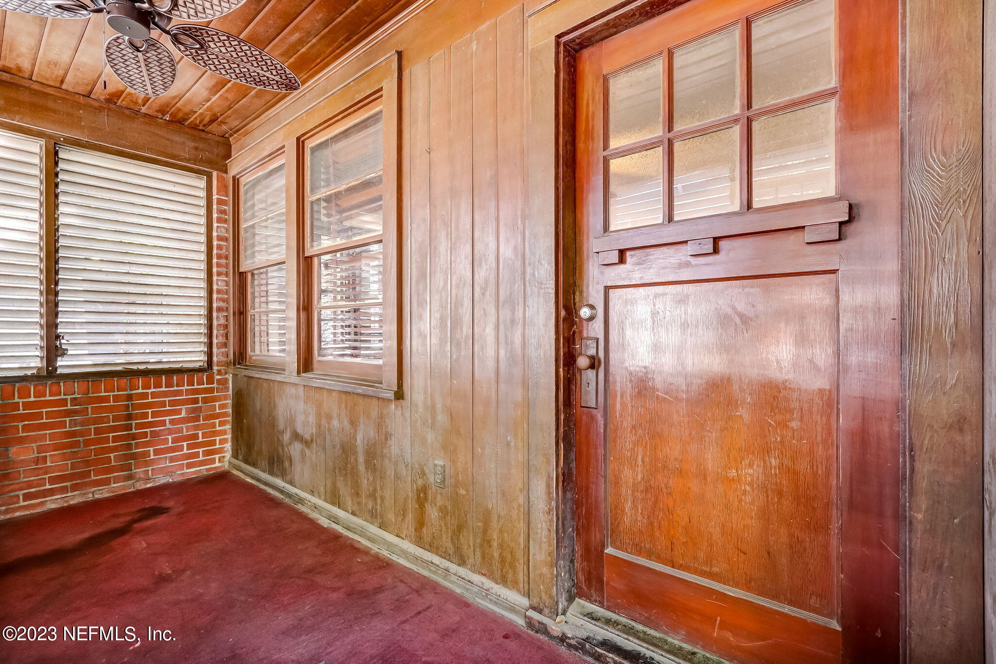 516 W 17TH Street