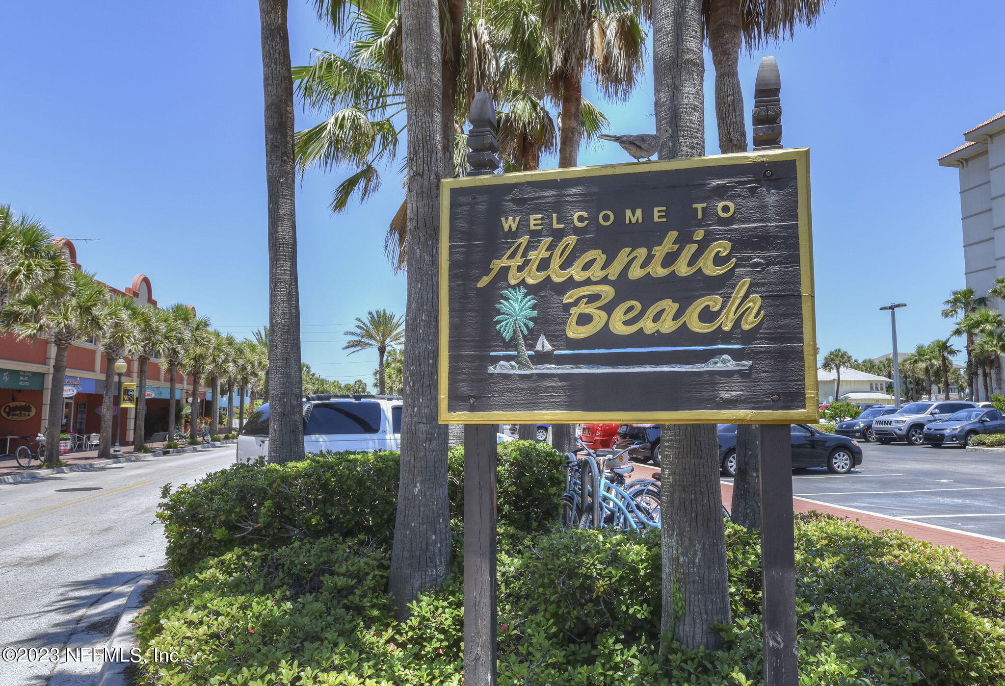 901 OCEAN Boulevard, 33