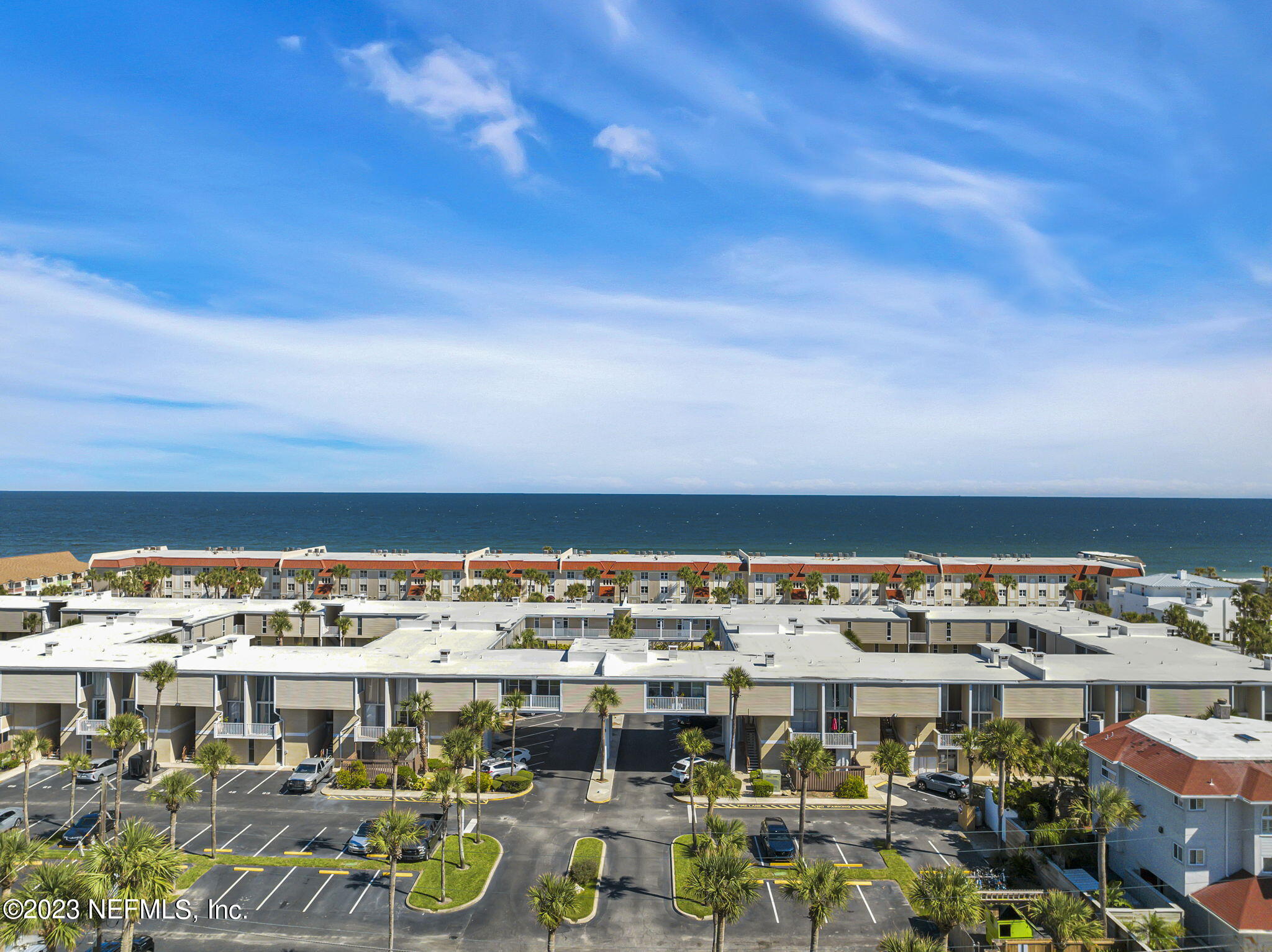 901 OCEAN Boulevard, 33