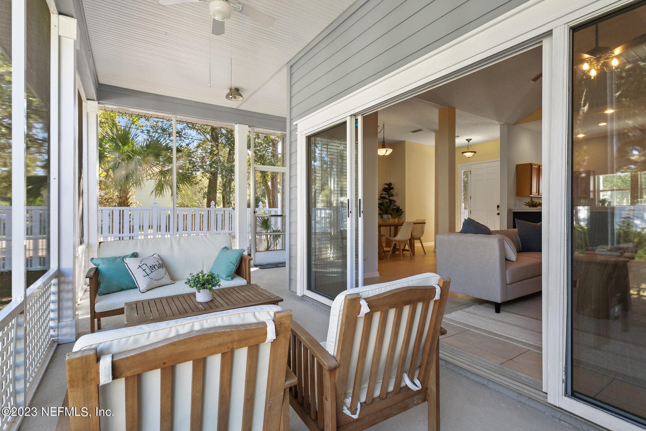 2009 PARADISE OAKS Court