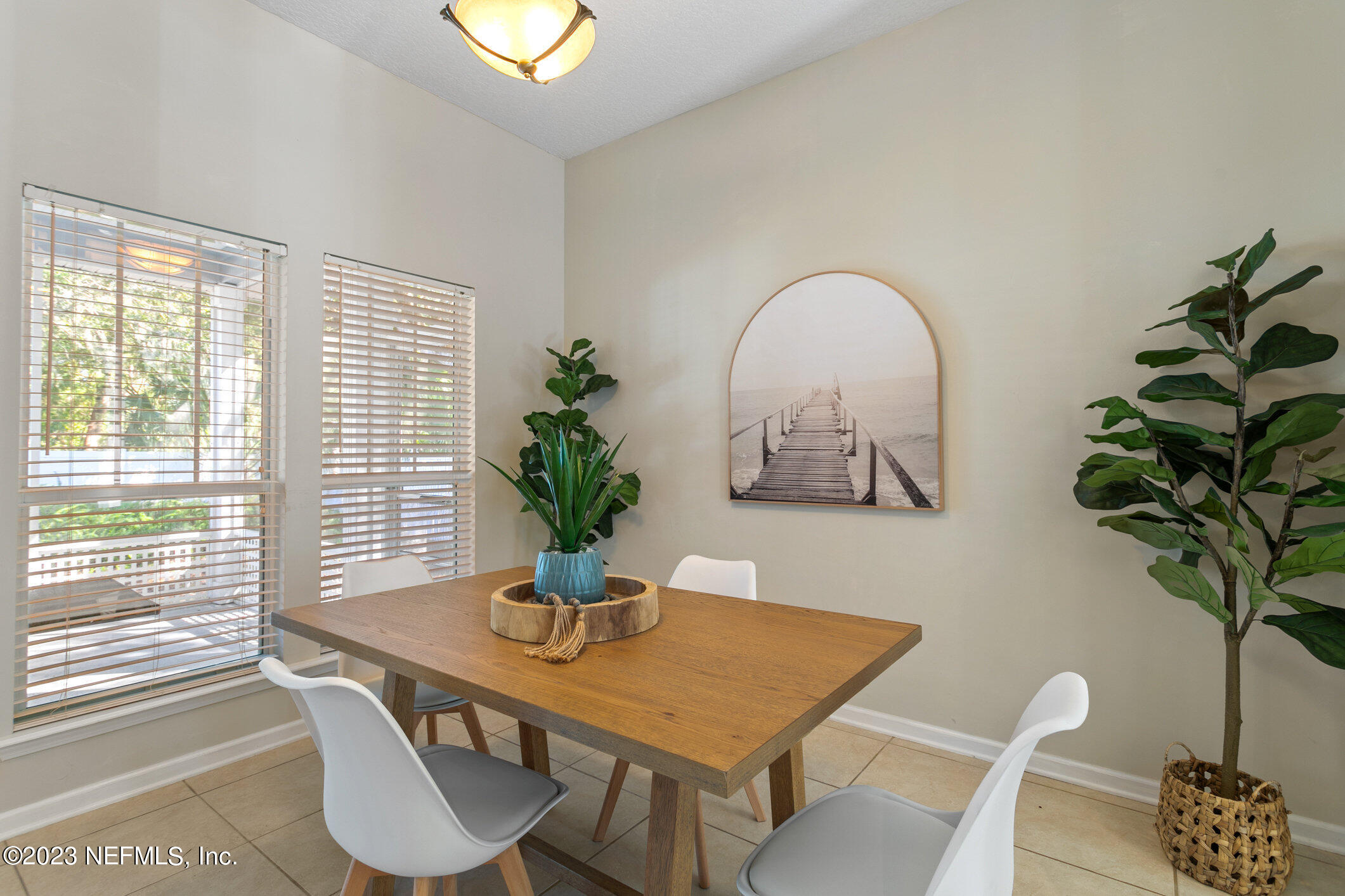 2009 PARADISE OAKS Court