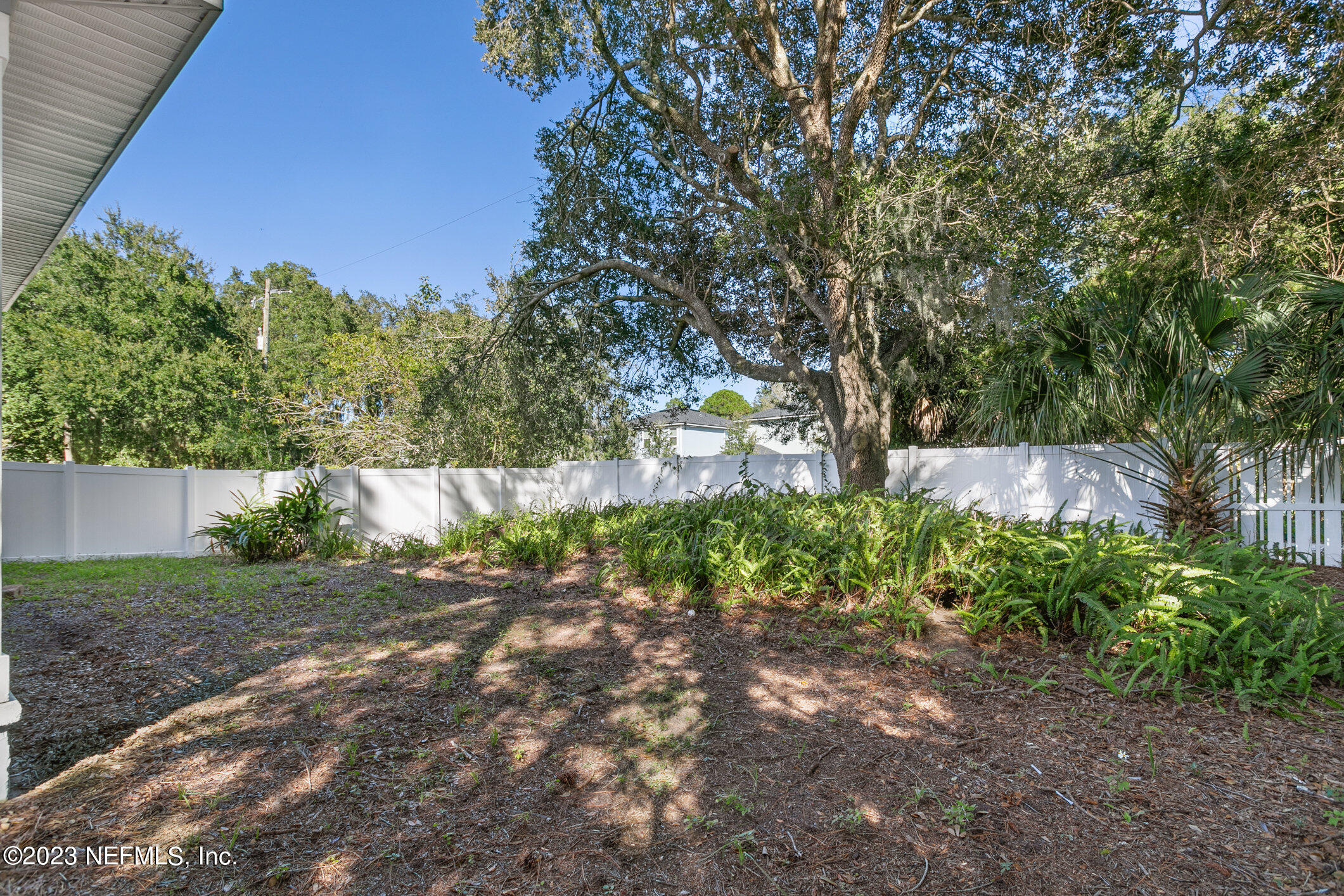 2009 PARADISE OAKS Court