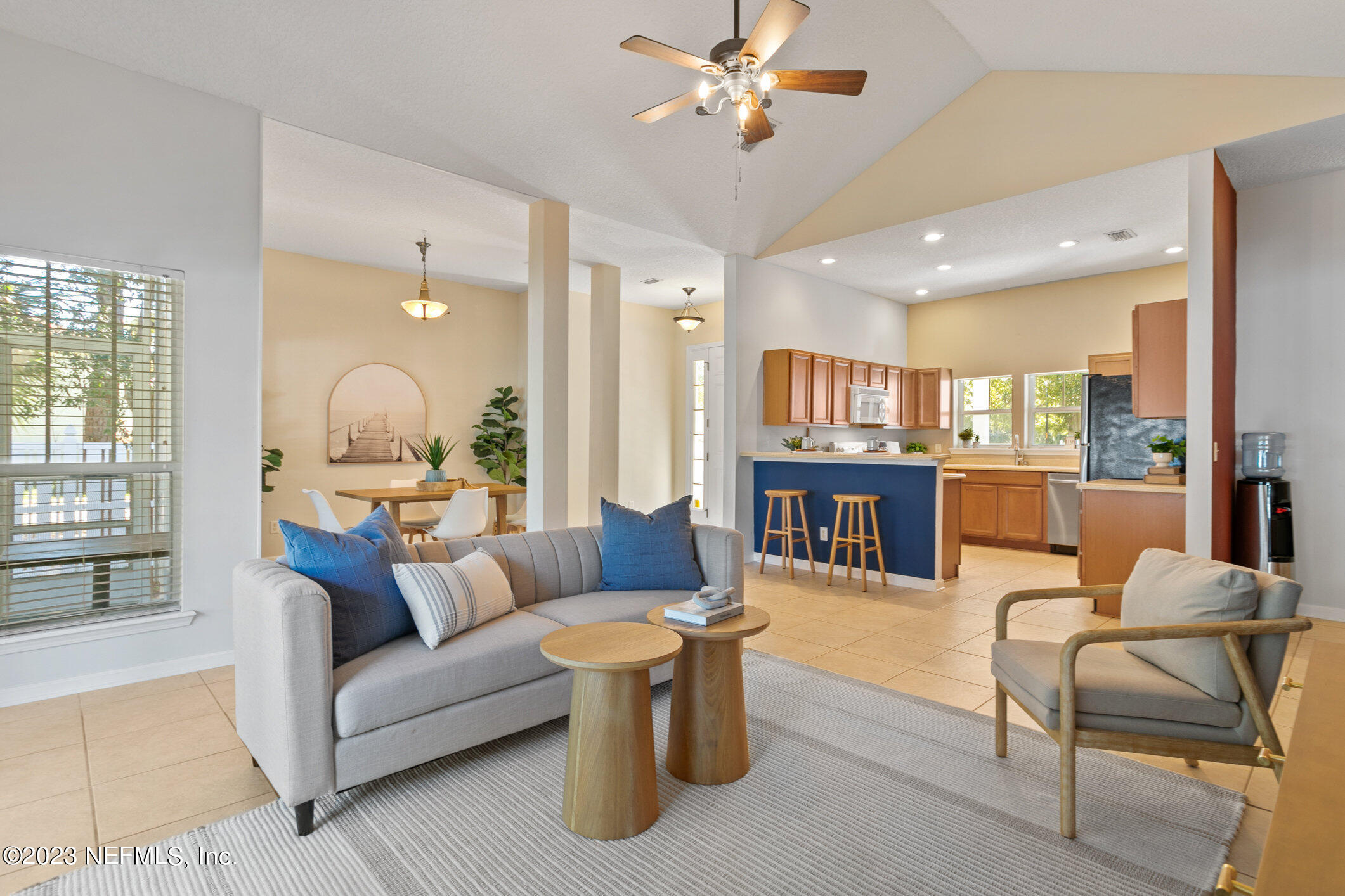 2009 PARADISE OAKS Court