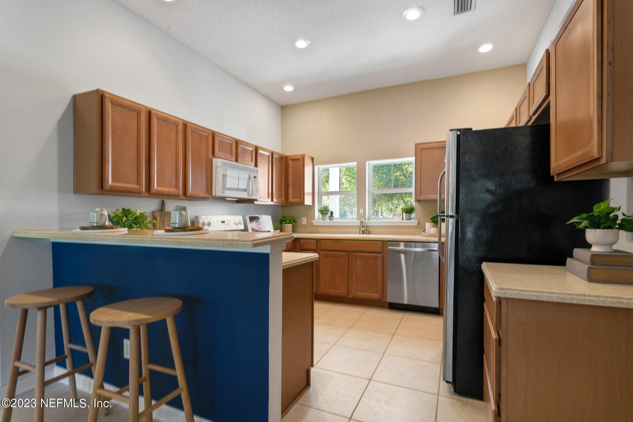 2009 PARADISE OAKS Court