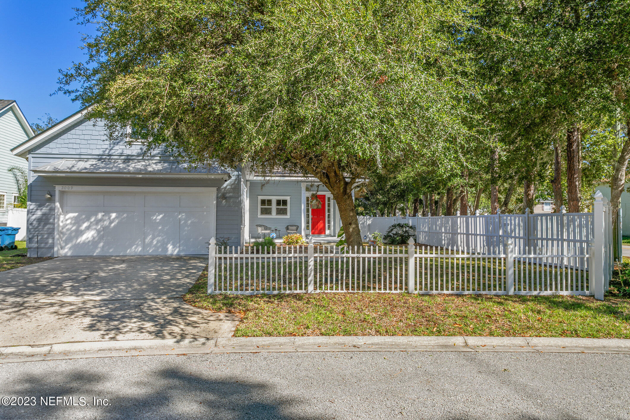 2009 PARADISE OAKS Court