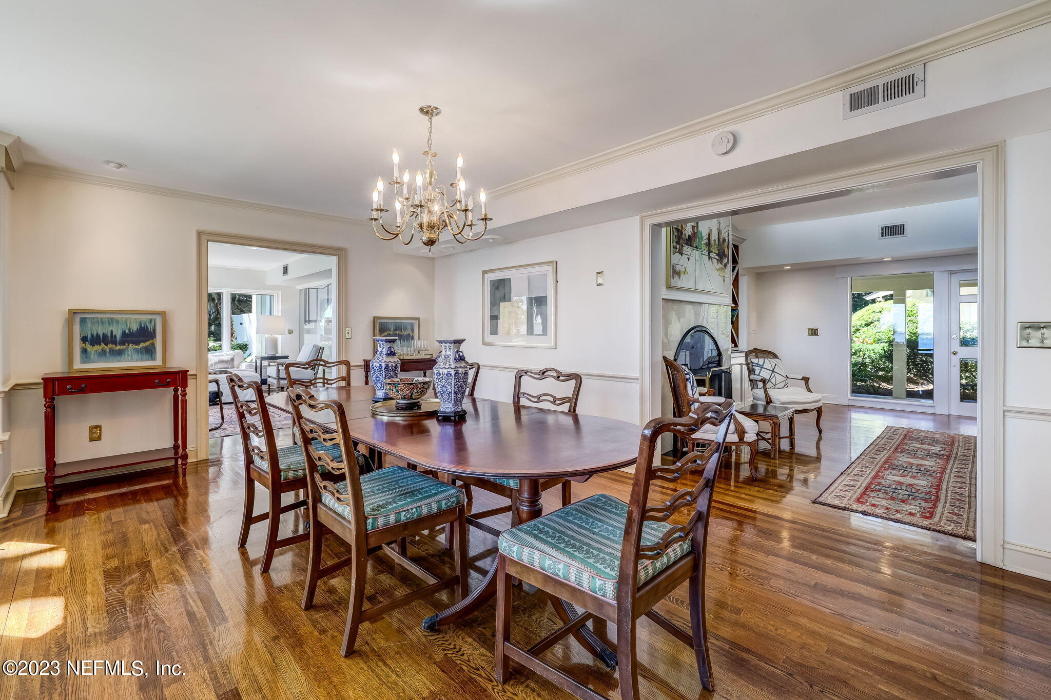 2681 HOLLY POINT Road E