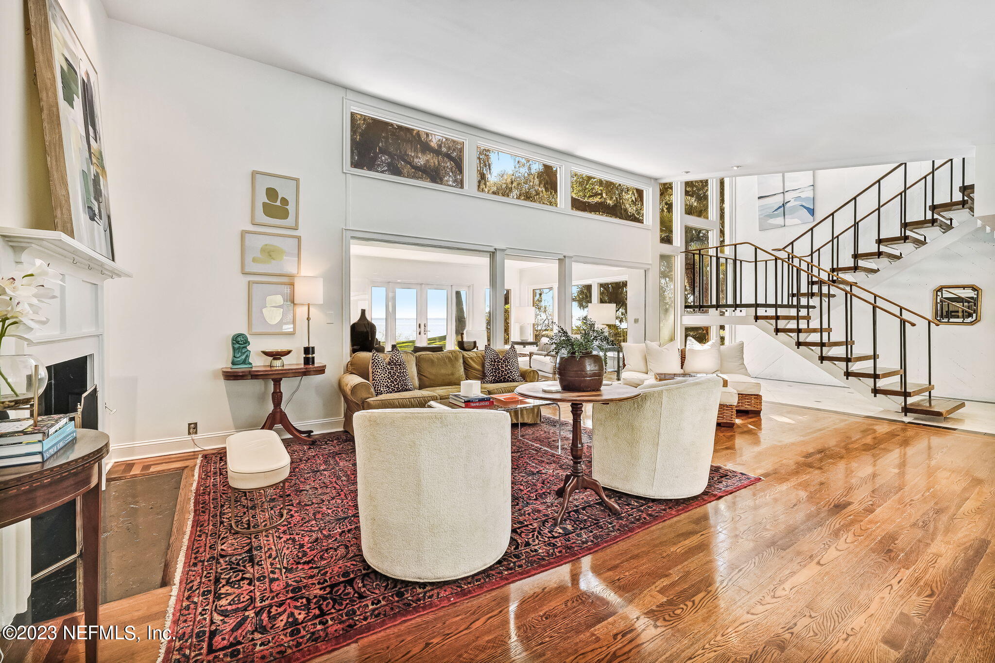 2681 HOLLY POINT Road E