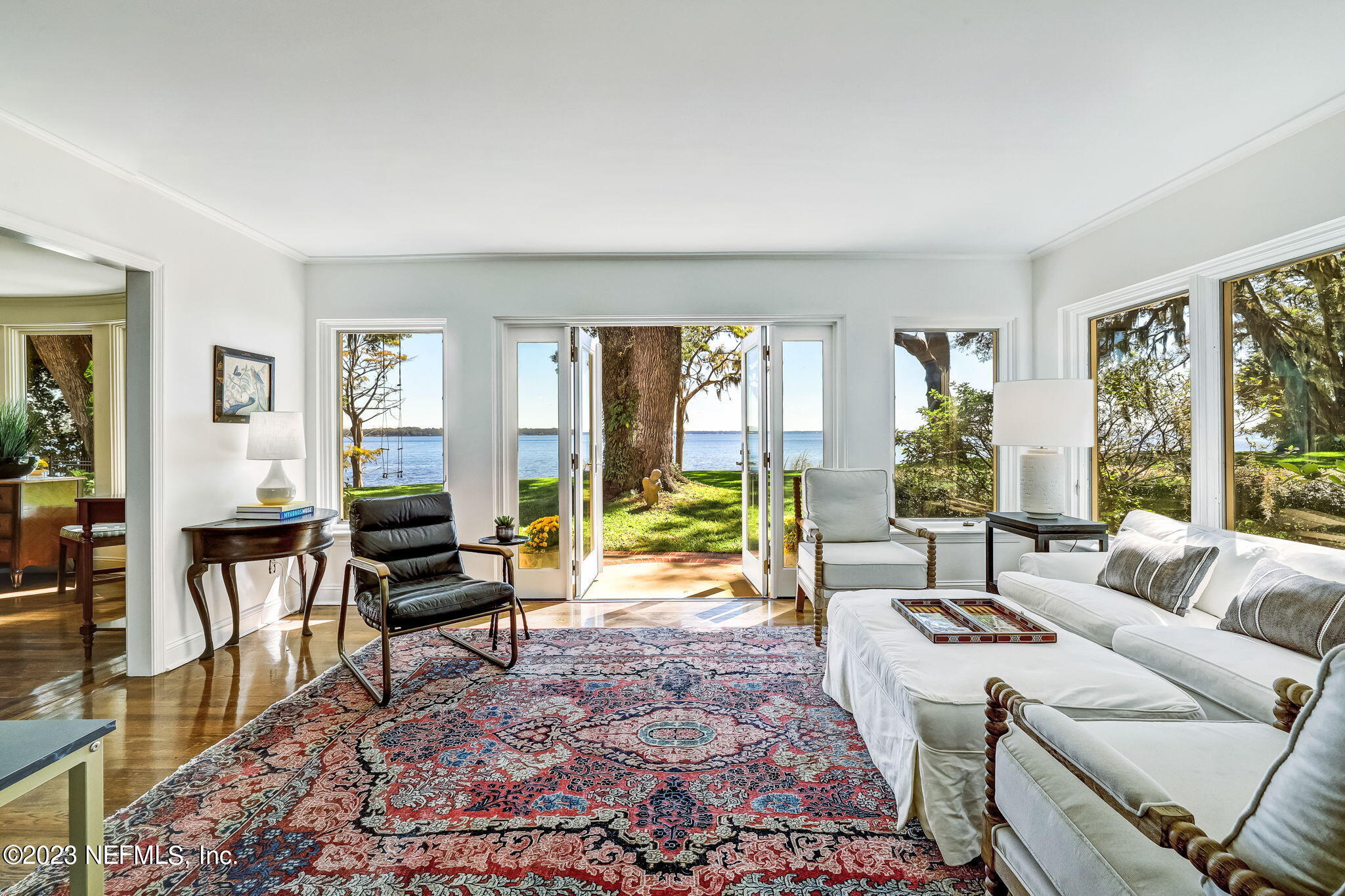 2681 HOLLY POINT Road E