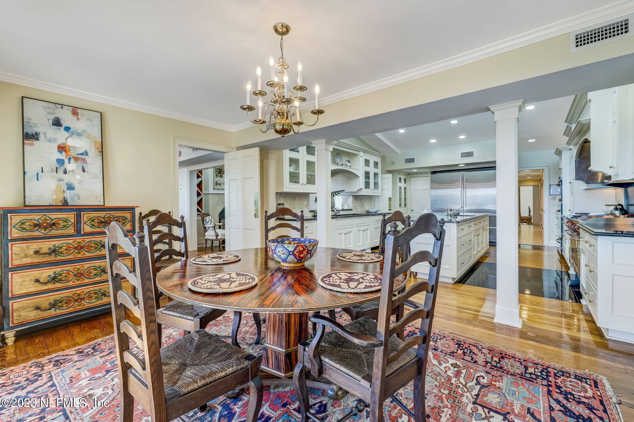 2681 HOLLY POINT Road E