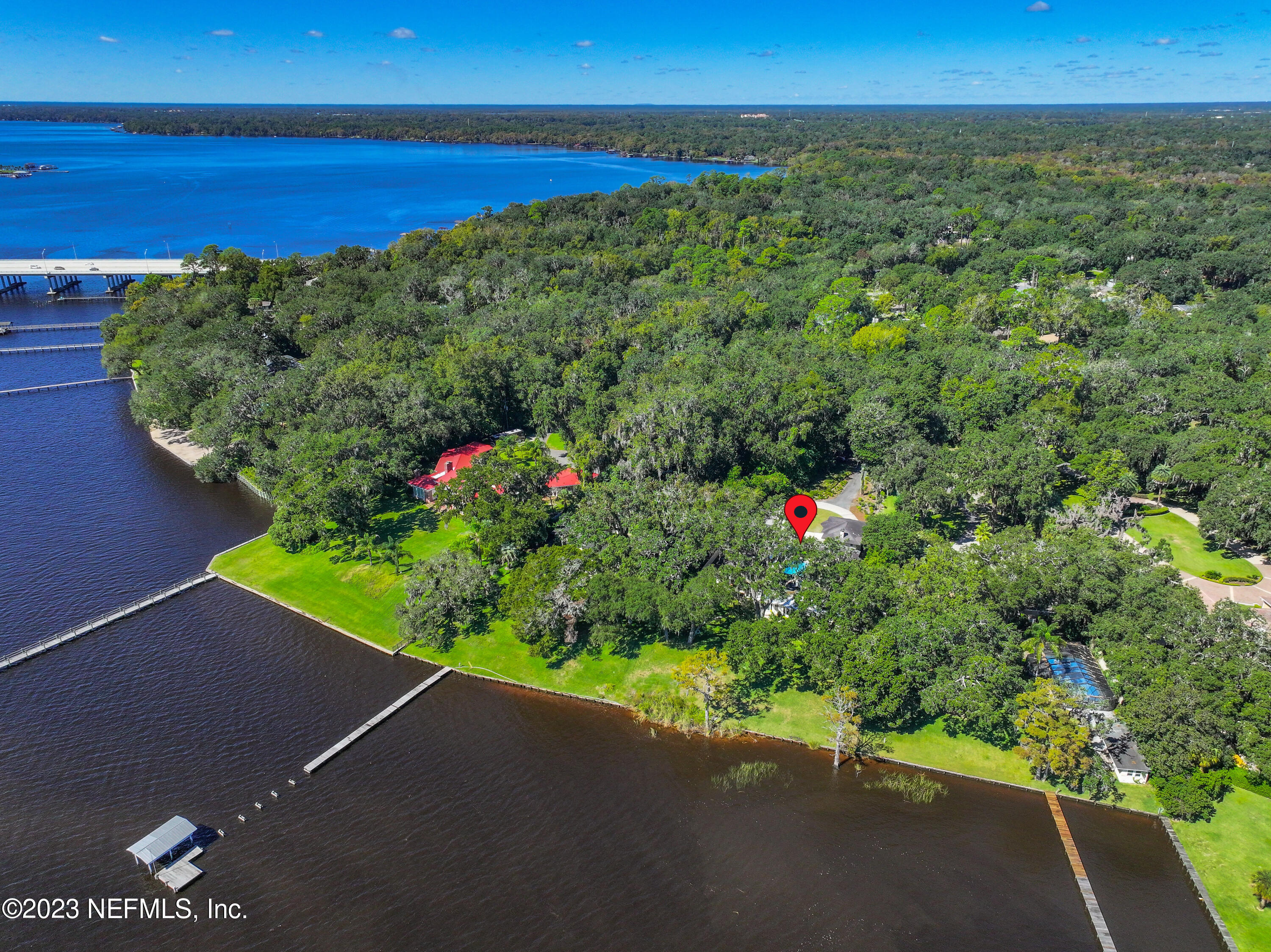 2681 HOLLY POINT Road E