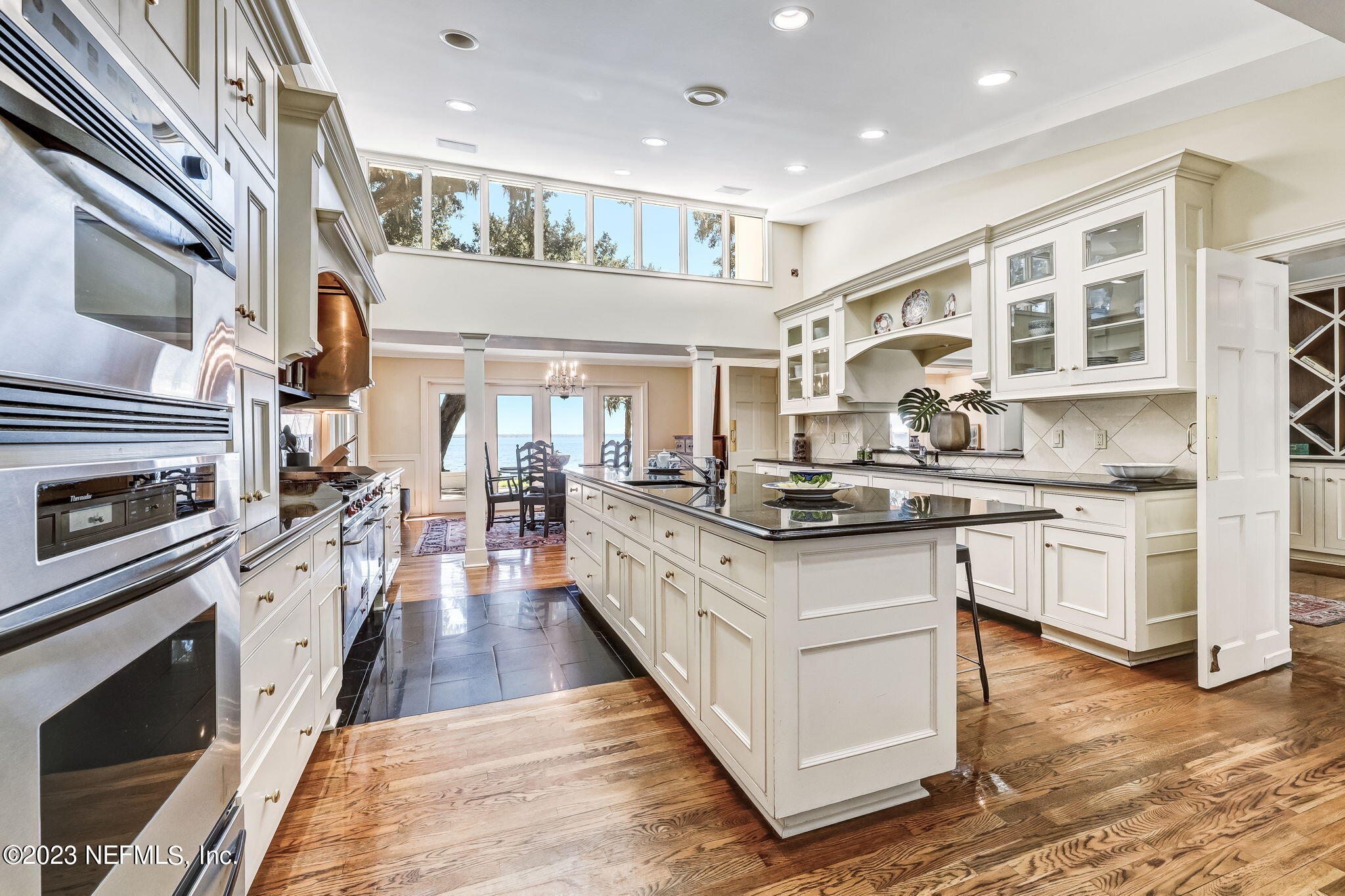 2681 HOLLY POINT Road E