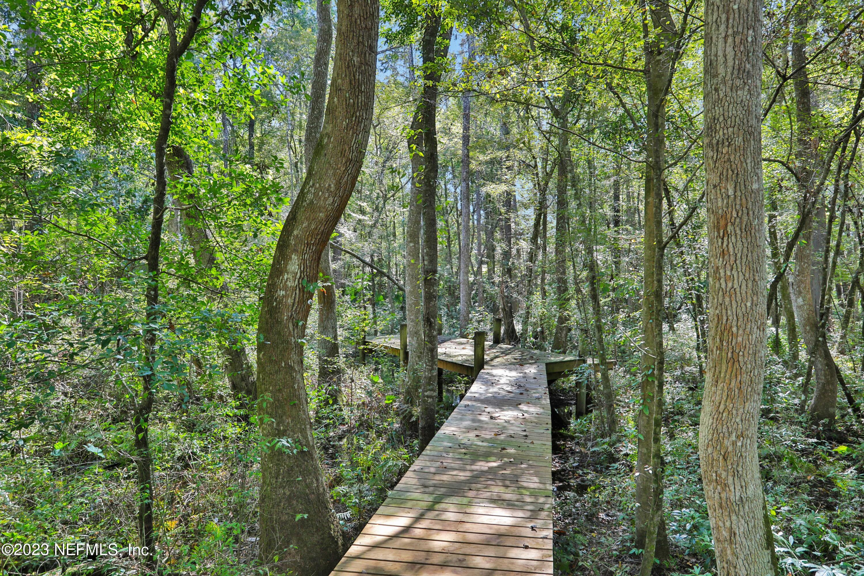 1180 MILL CREEK Drive