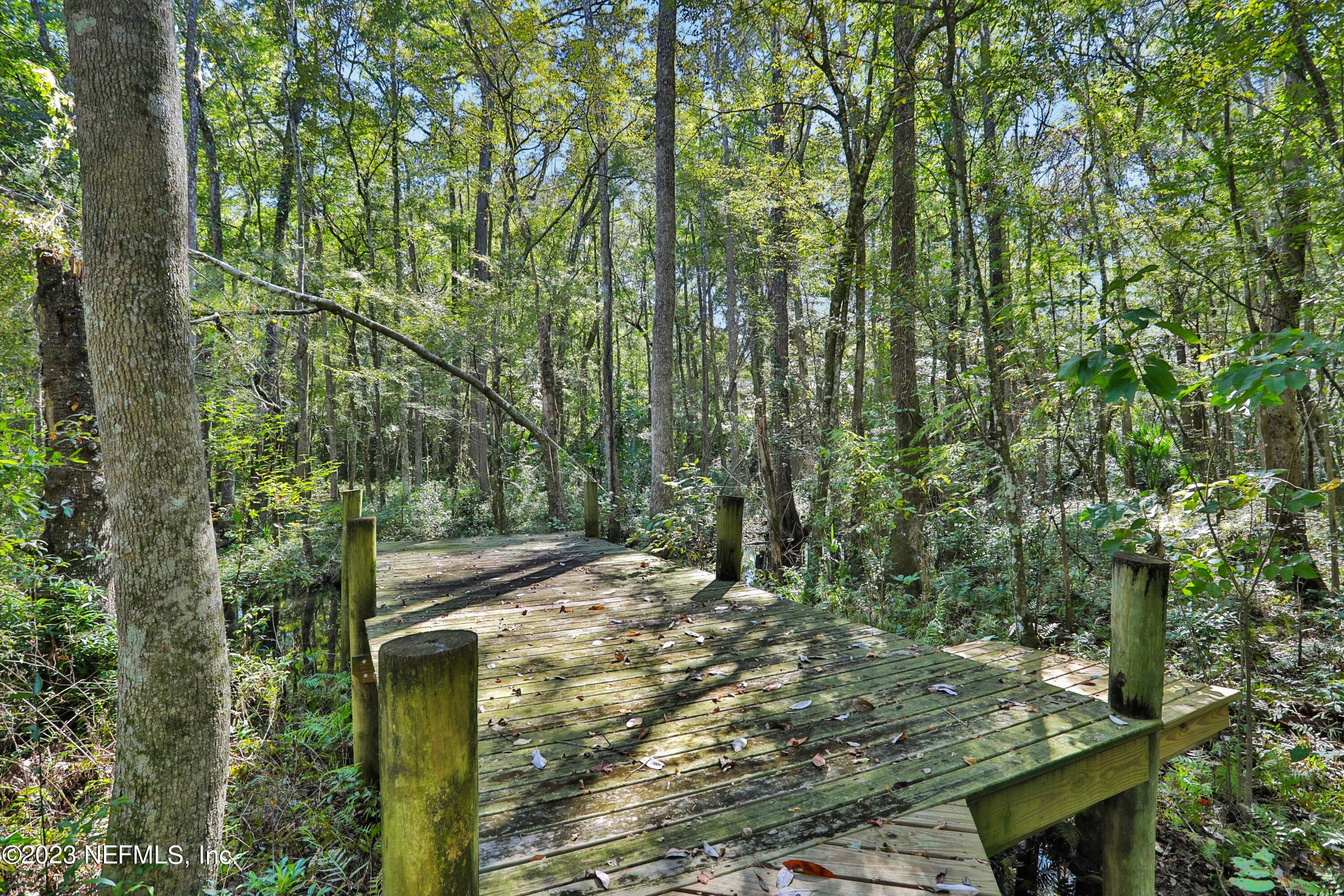1180 MILL CREEK Drive