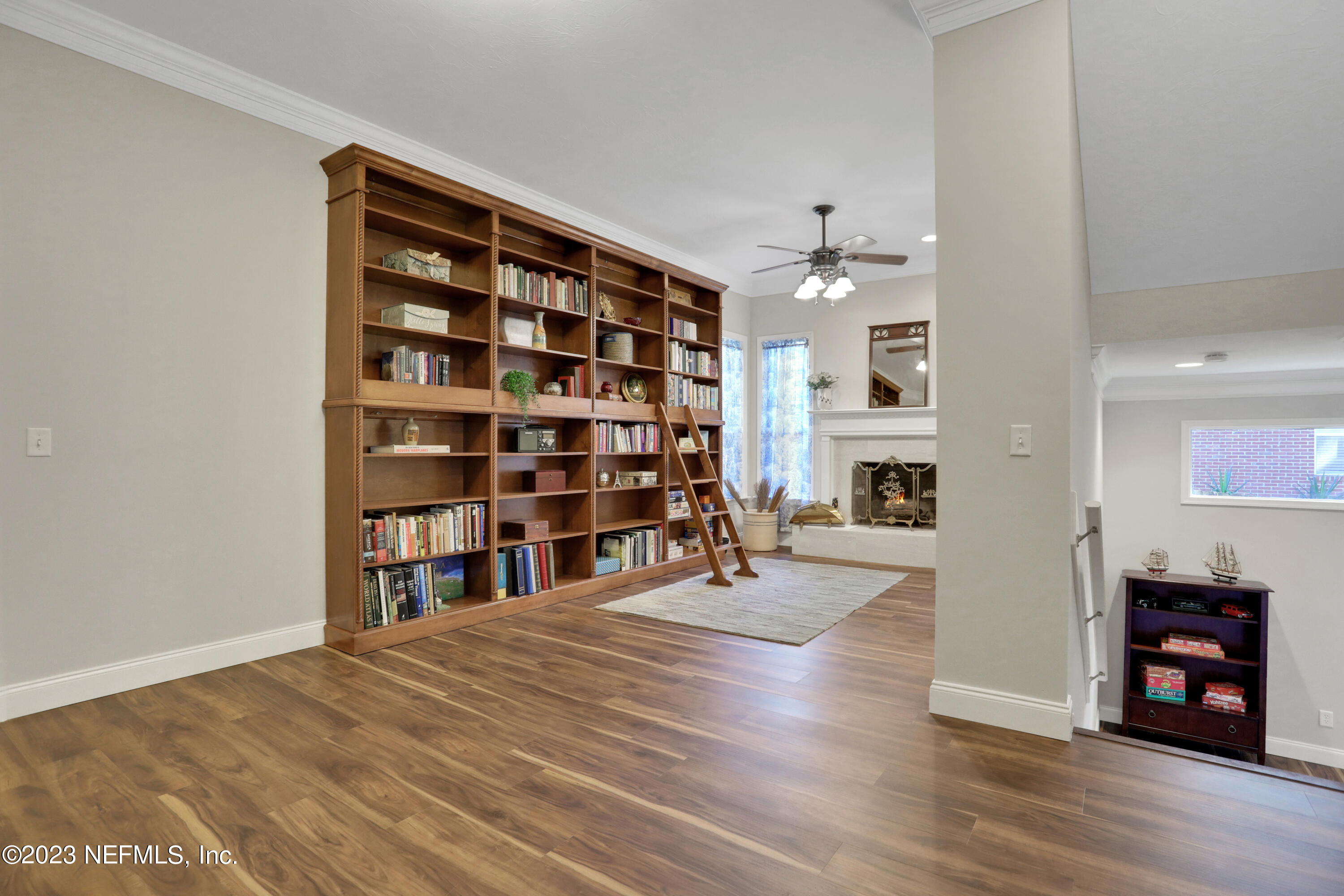 1180 MILL CREEK Drive