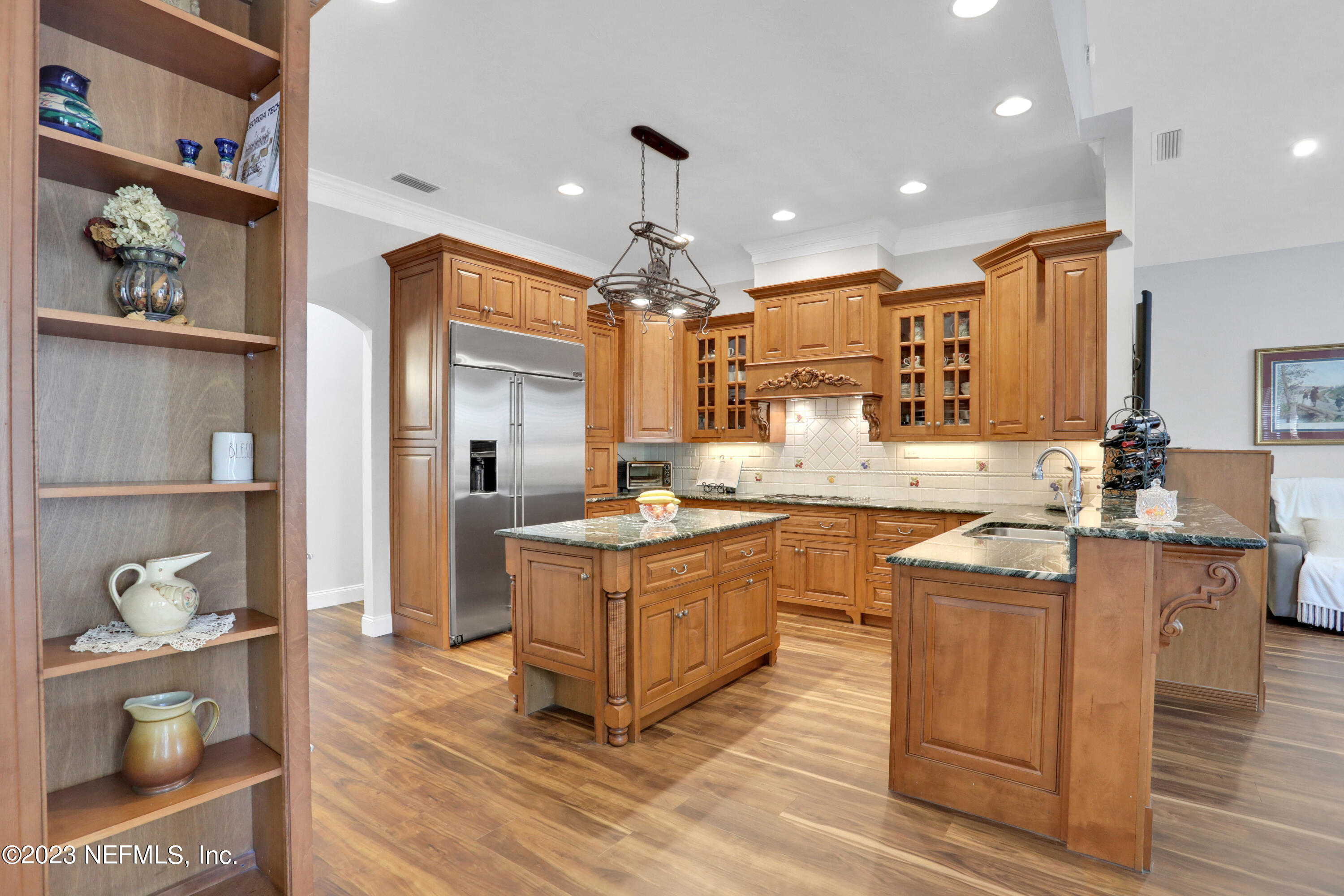1180 MILL CREEK Drive