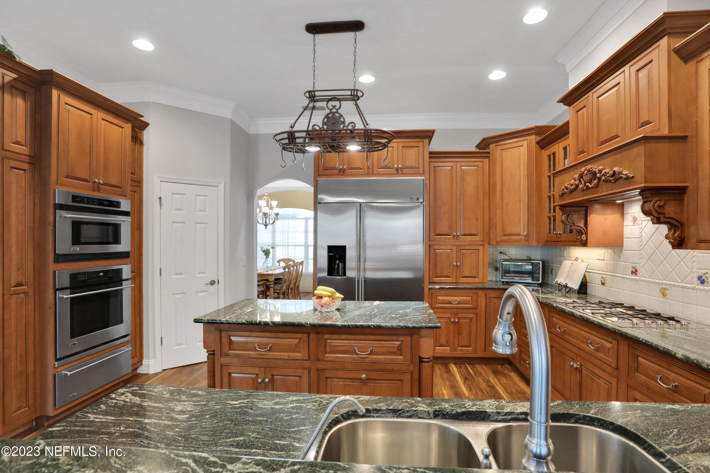1180 MILL CREEK Drive