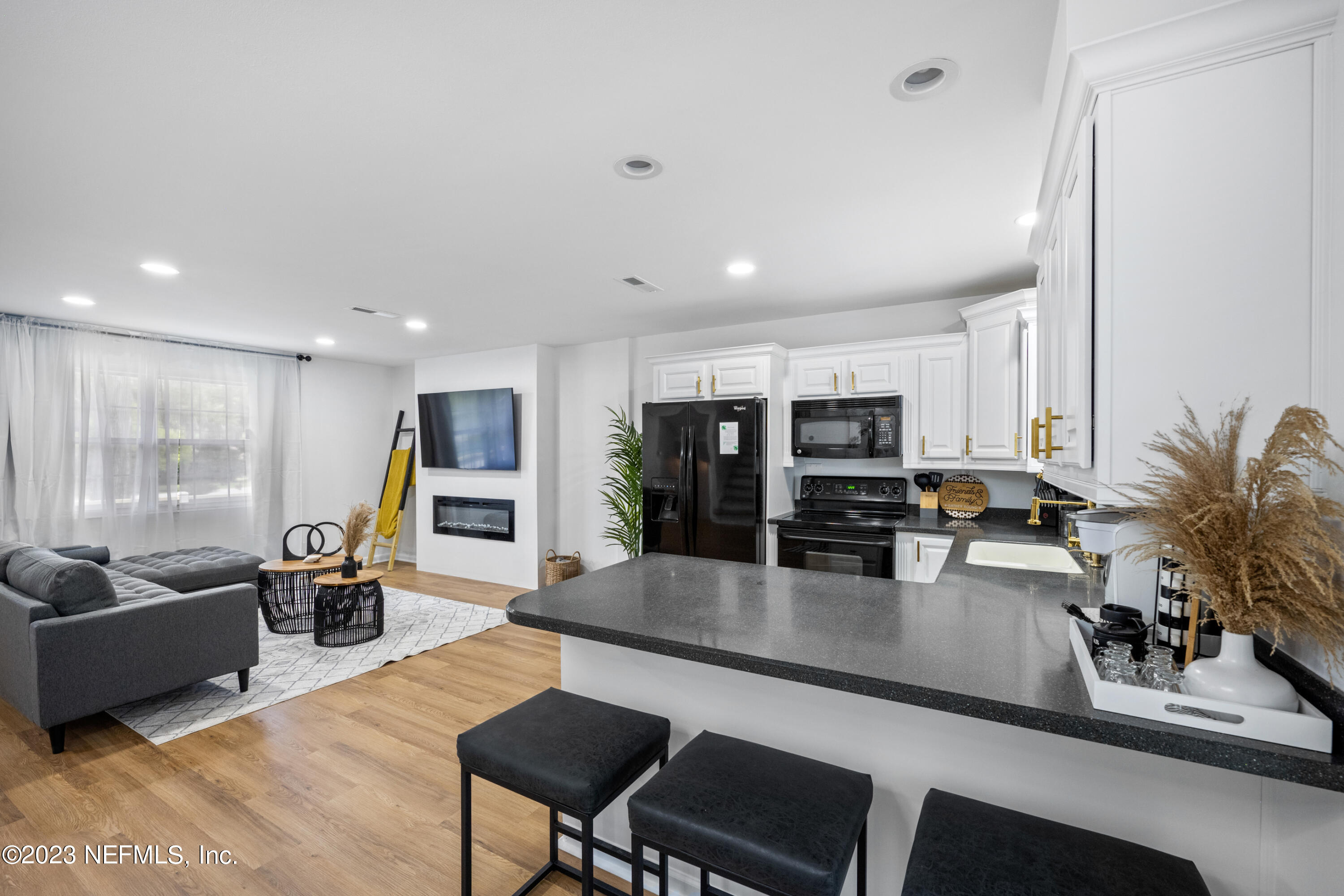 4411 HARTMAN Road