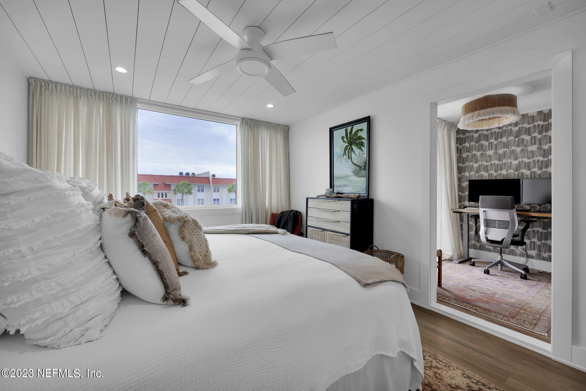901 OCEAN Boulevard, 91