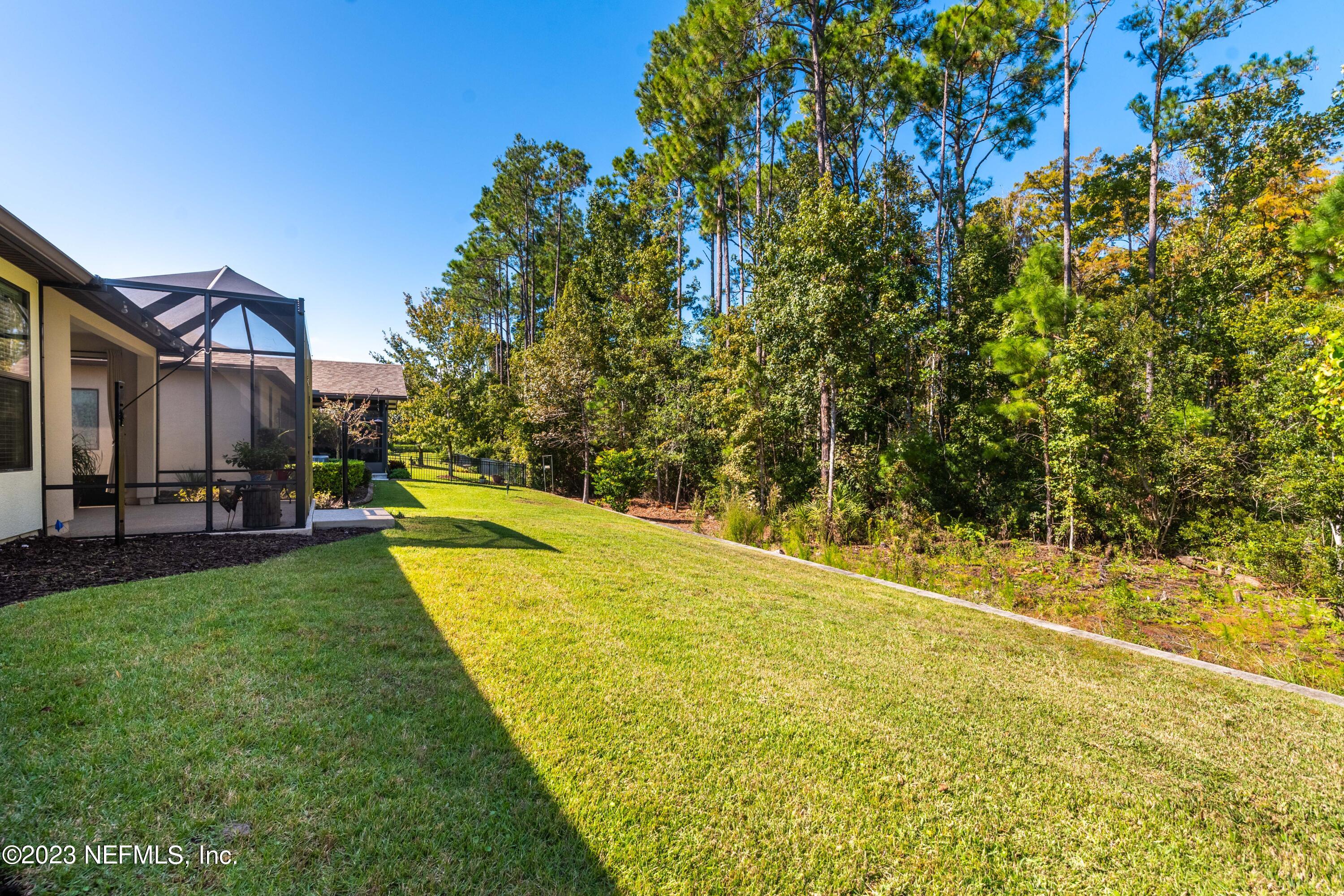 736 WANDERING WOODS Way
