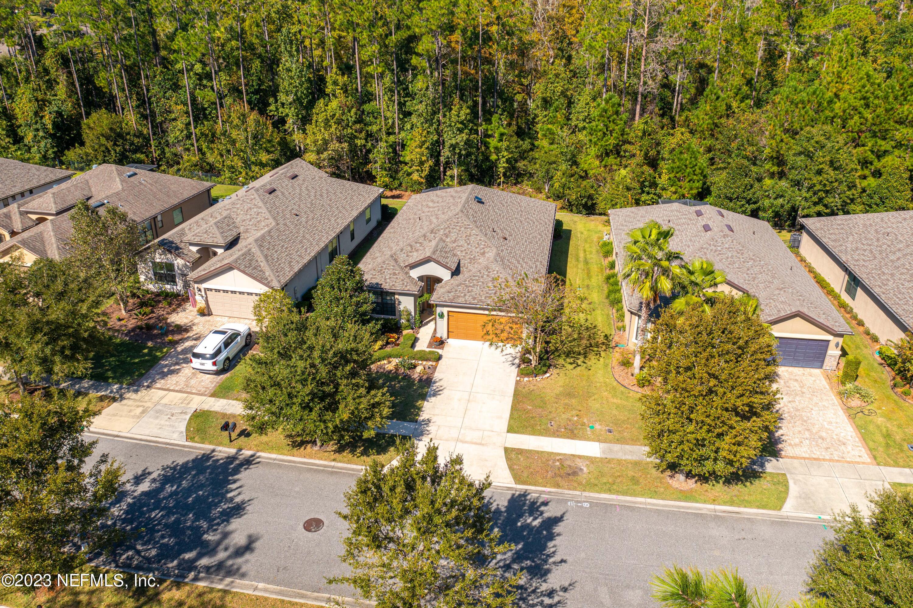 736 WANDERING WOODS Way