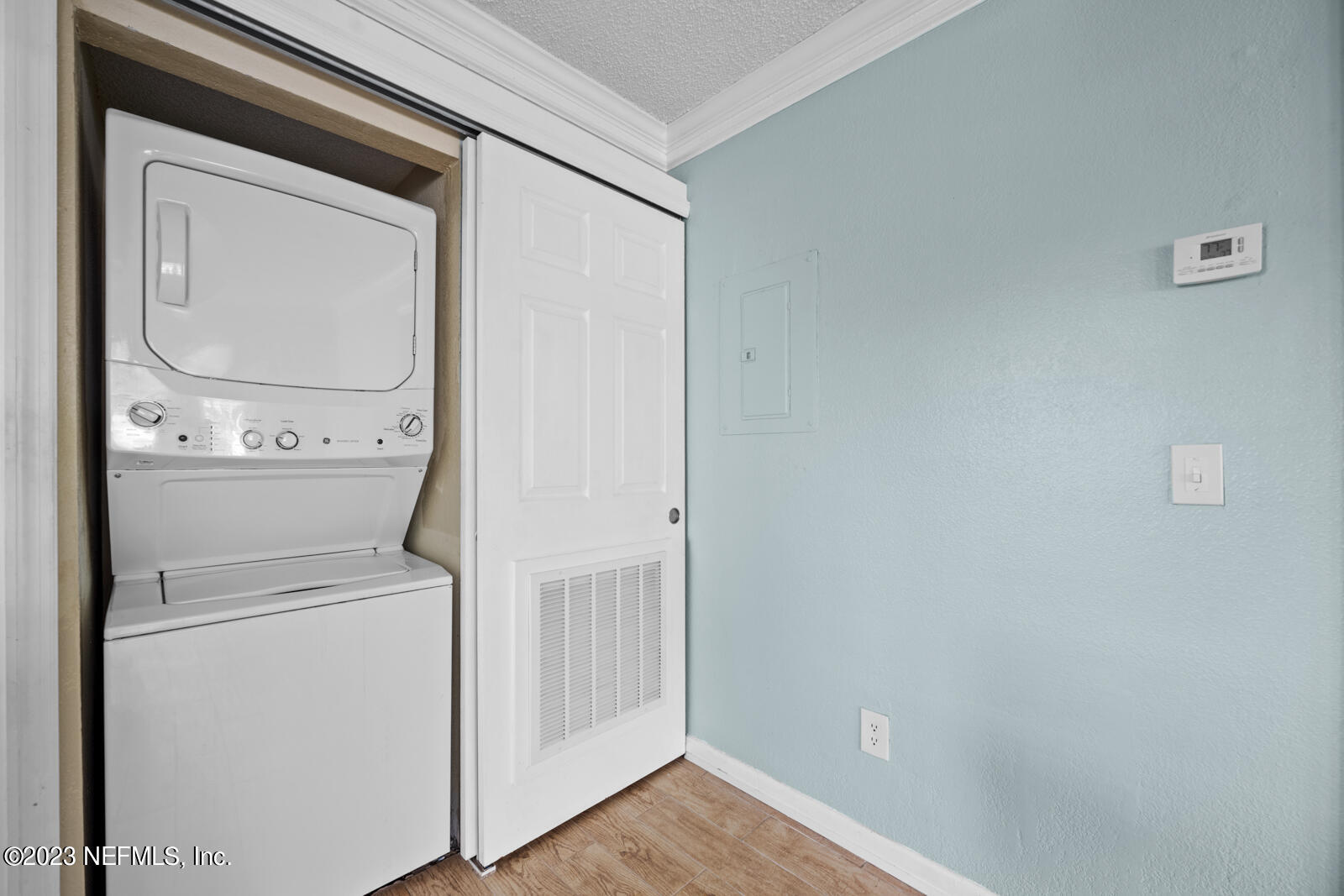 100 FAIRWAY PARK Boulevard, 201