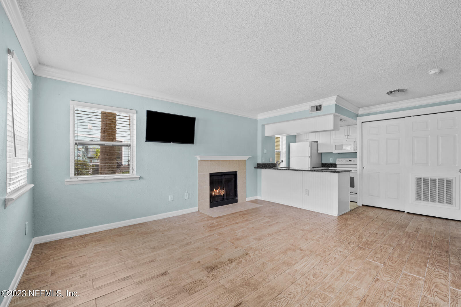 100 FAIRWAY PARK Boulevard, 201