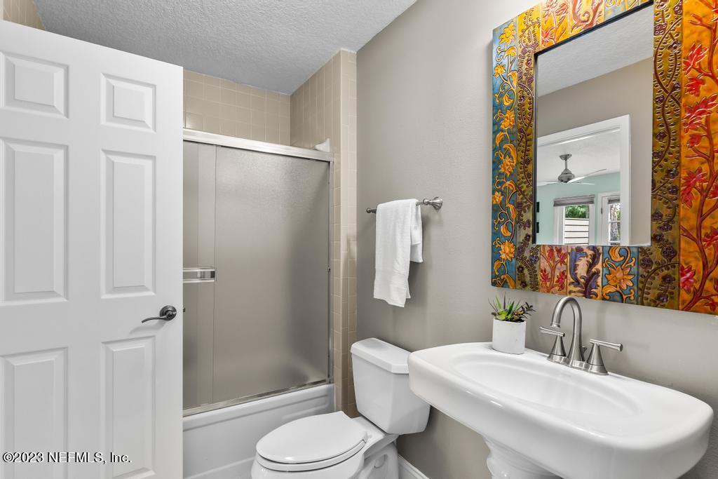 76 FISHERMANS COVE Road