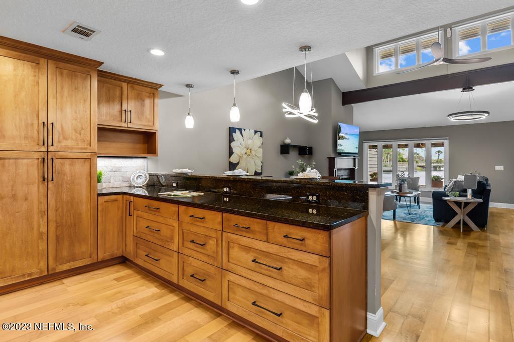 76 FISHERMANS COVE Road