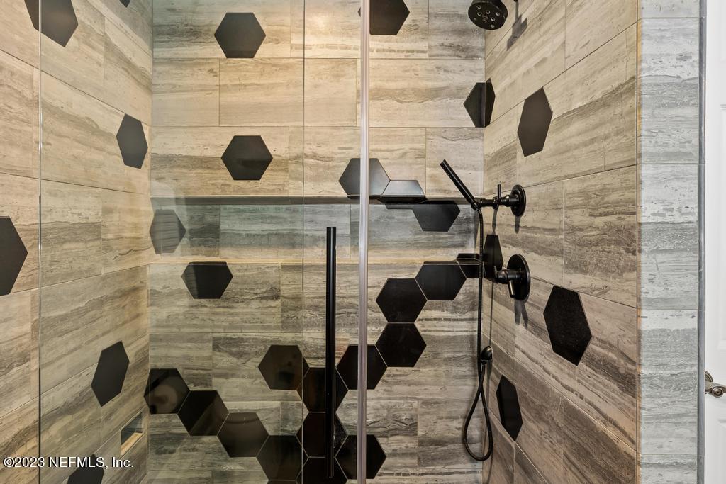 76 FISHERMANS COVE Road