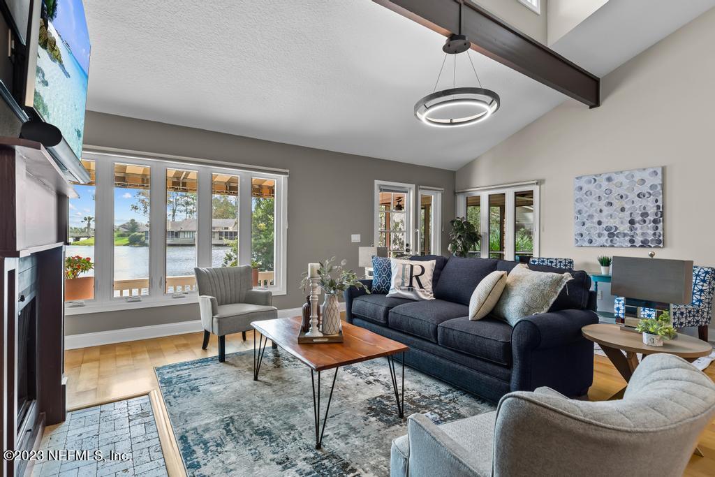 76 FISHERMANS COVE Road