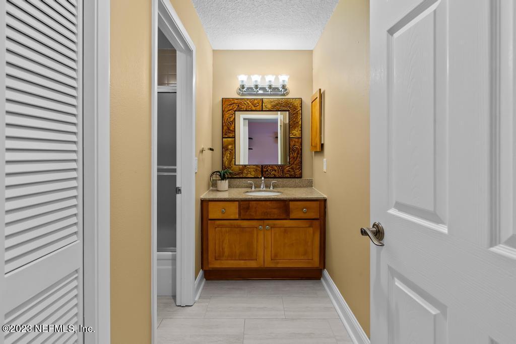 76 FISHERMANS COVE Road