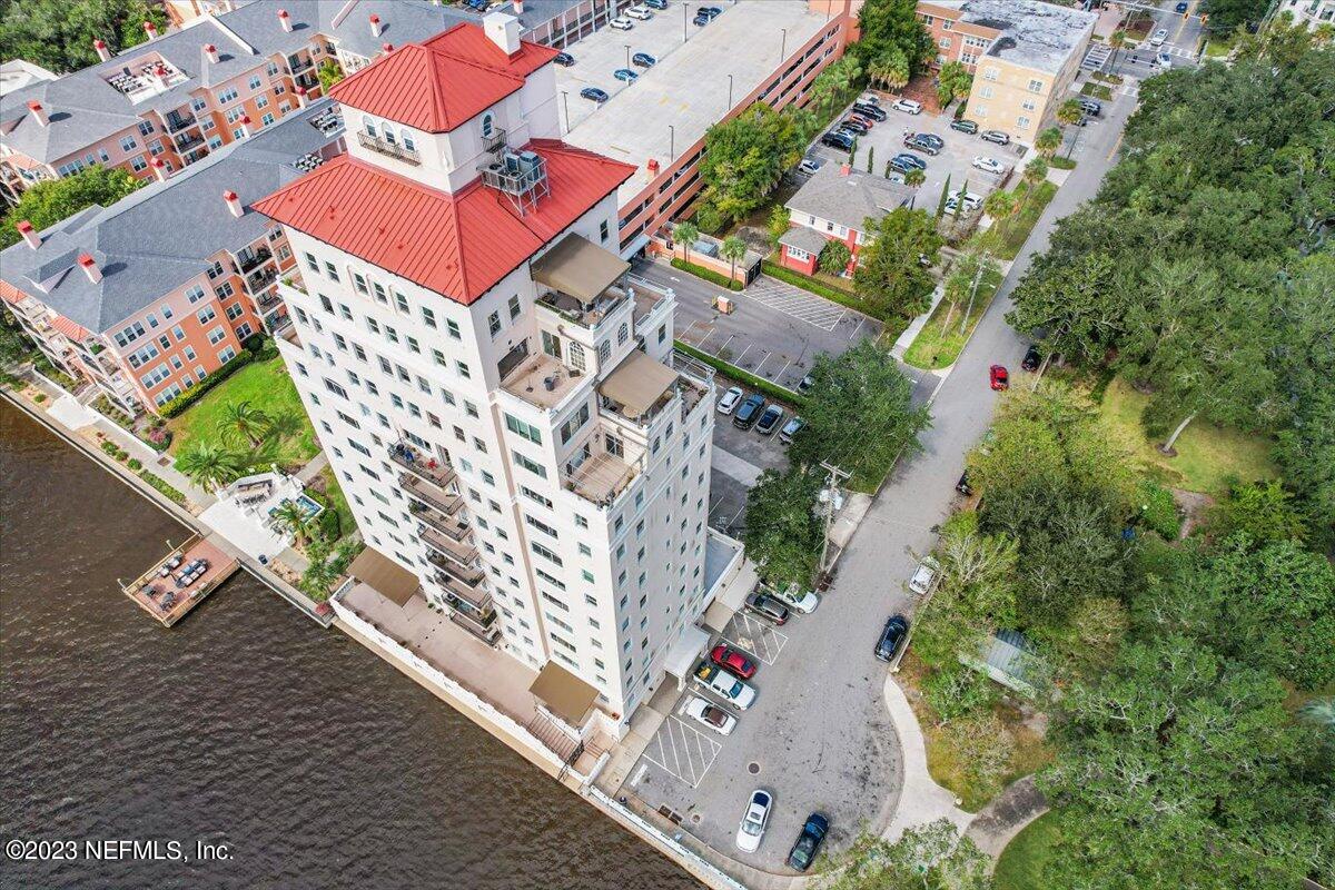 1846 MARGARET Street, 6B