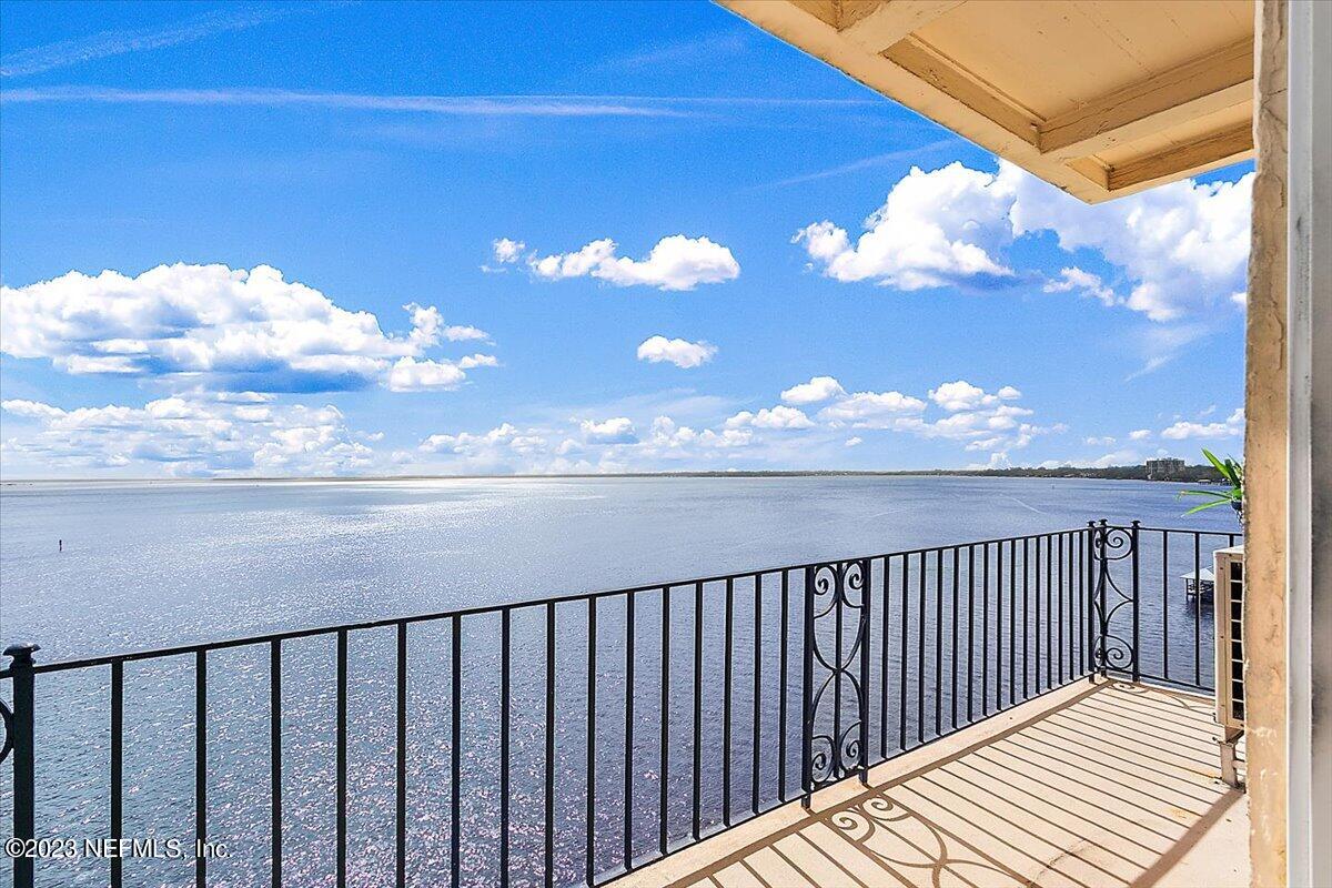 1846 MARGARET Street, 6B