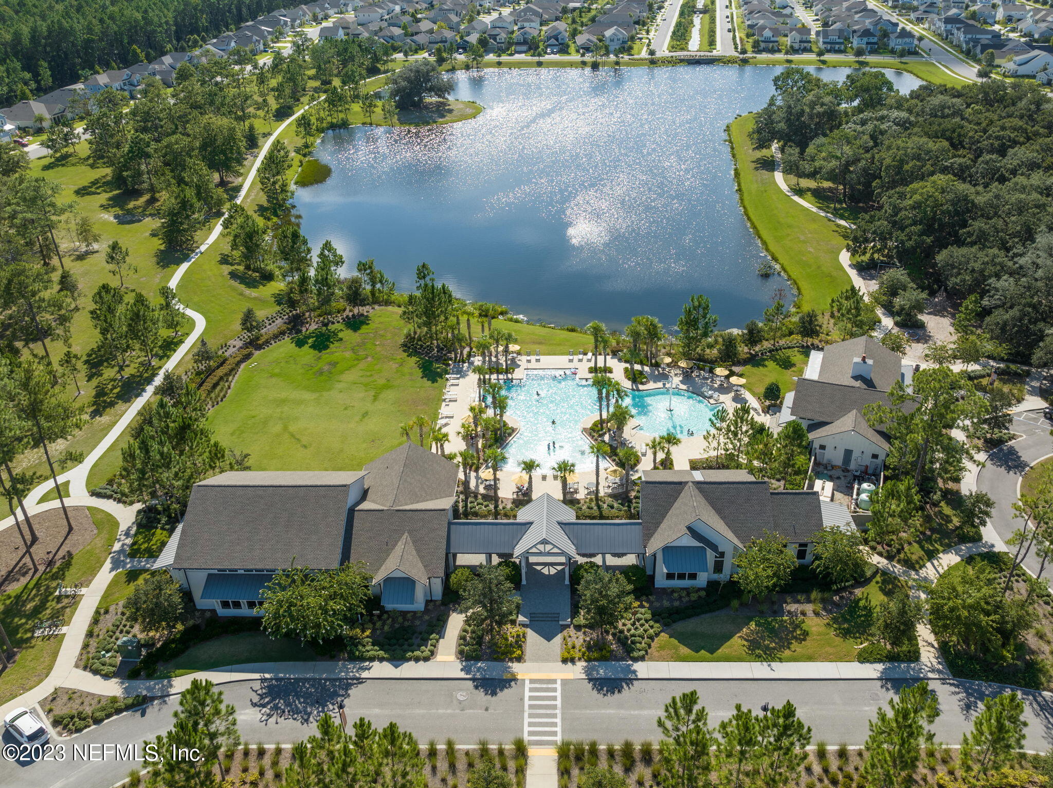360 BLOOMFIELD Way