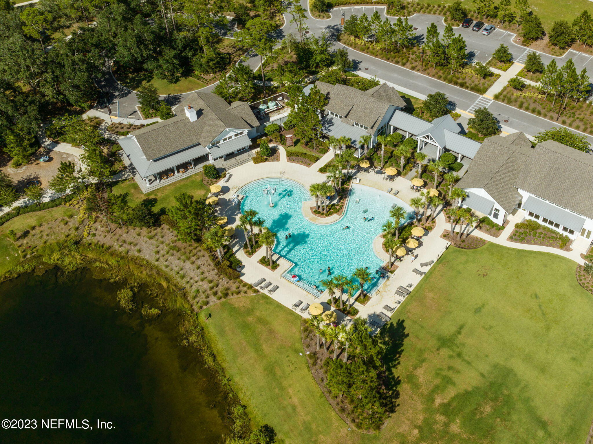 360 BLOOMFIELD Way
