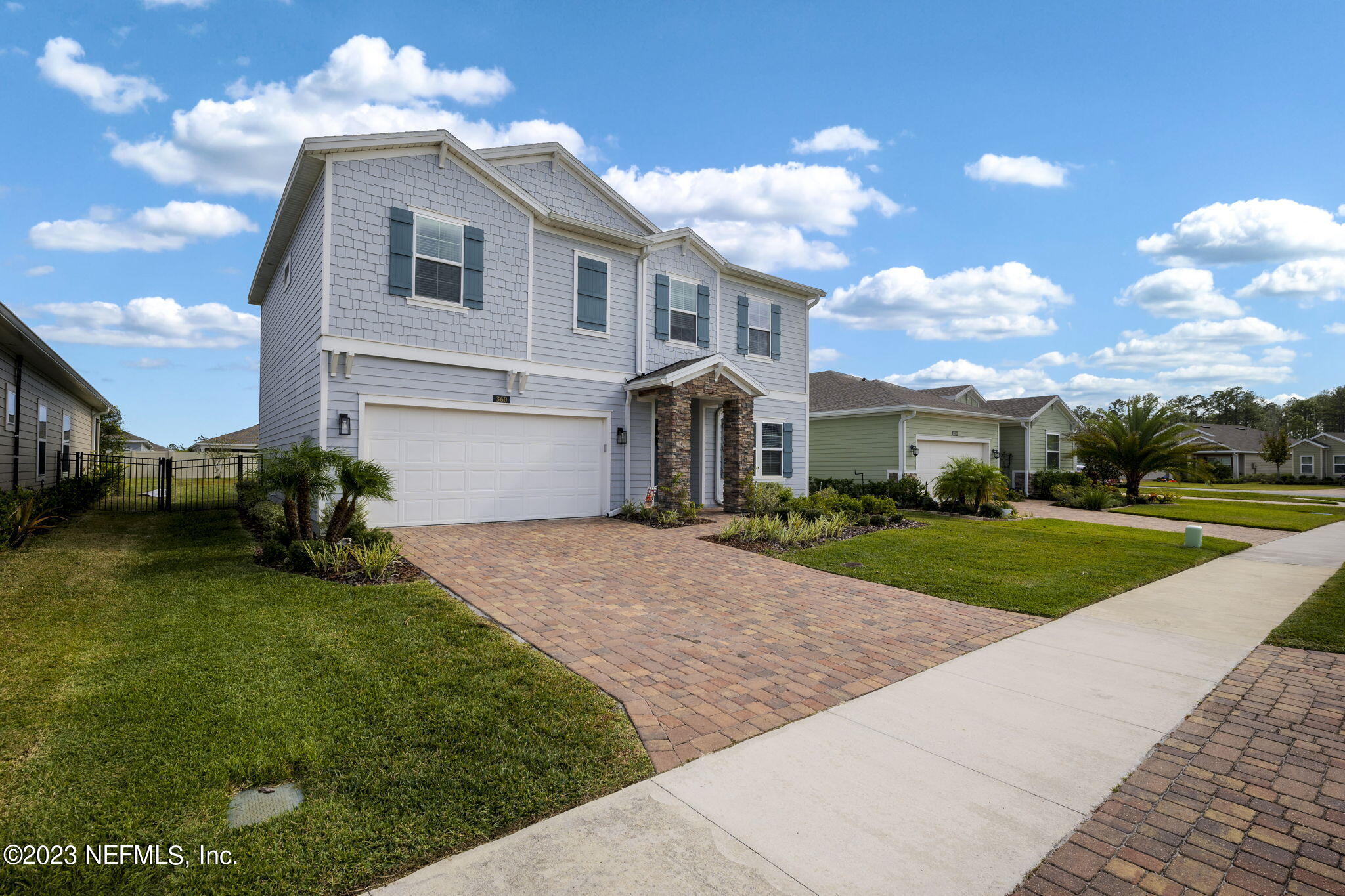 360 BLOOMFIELD Way