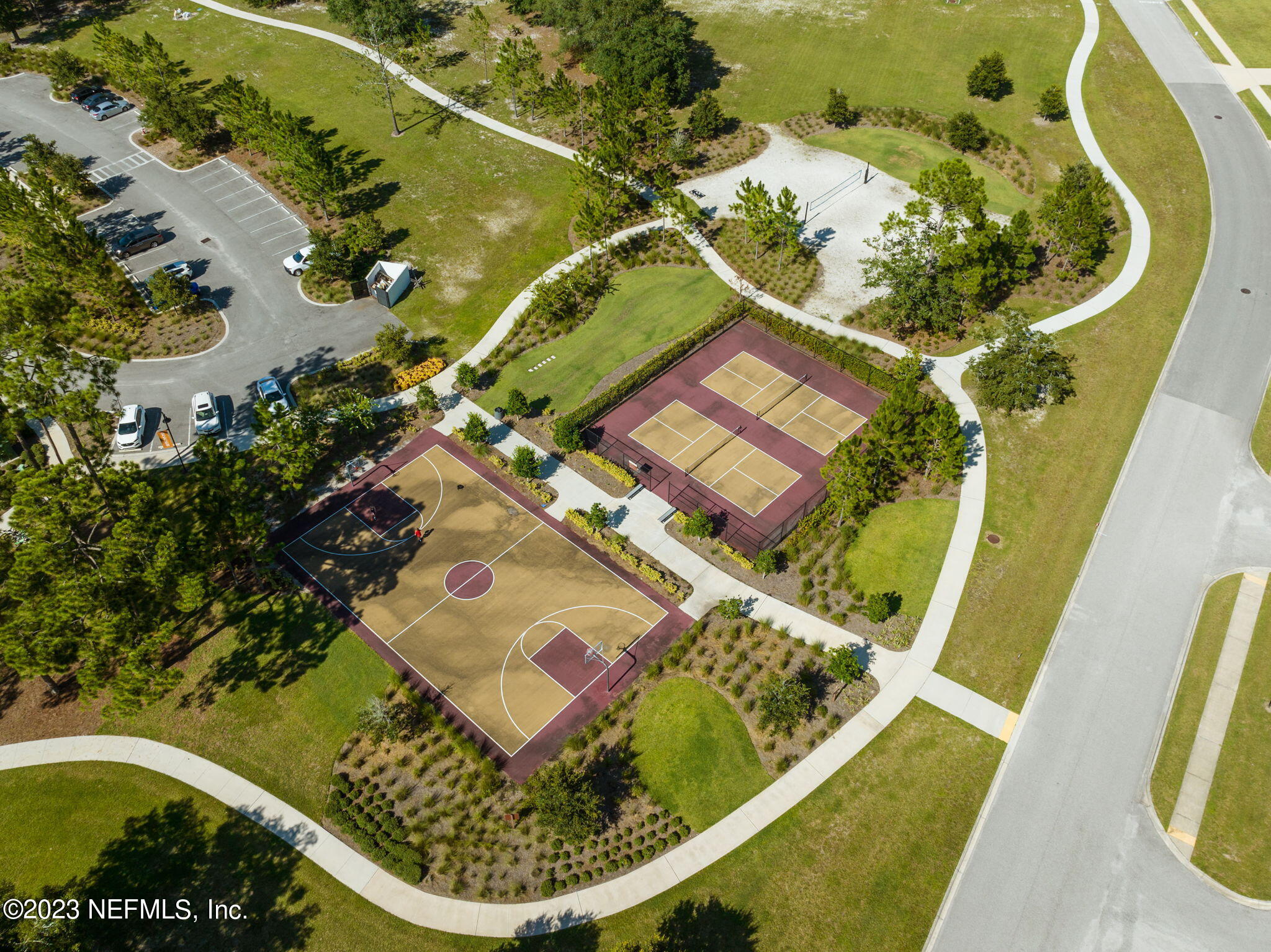 360 BLOOMFIELD Way