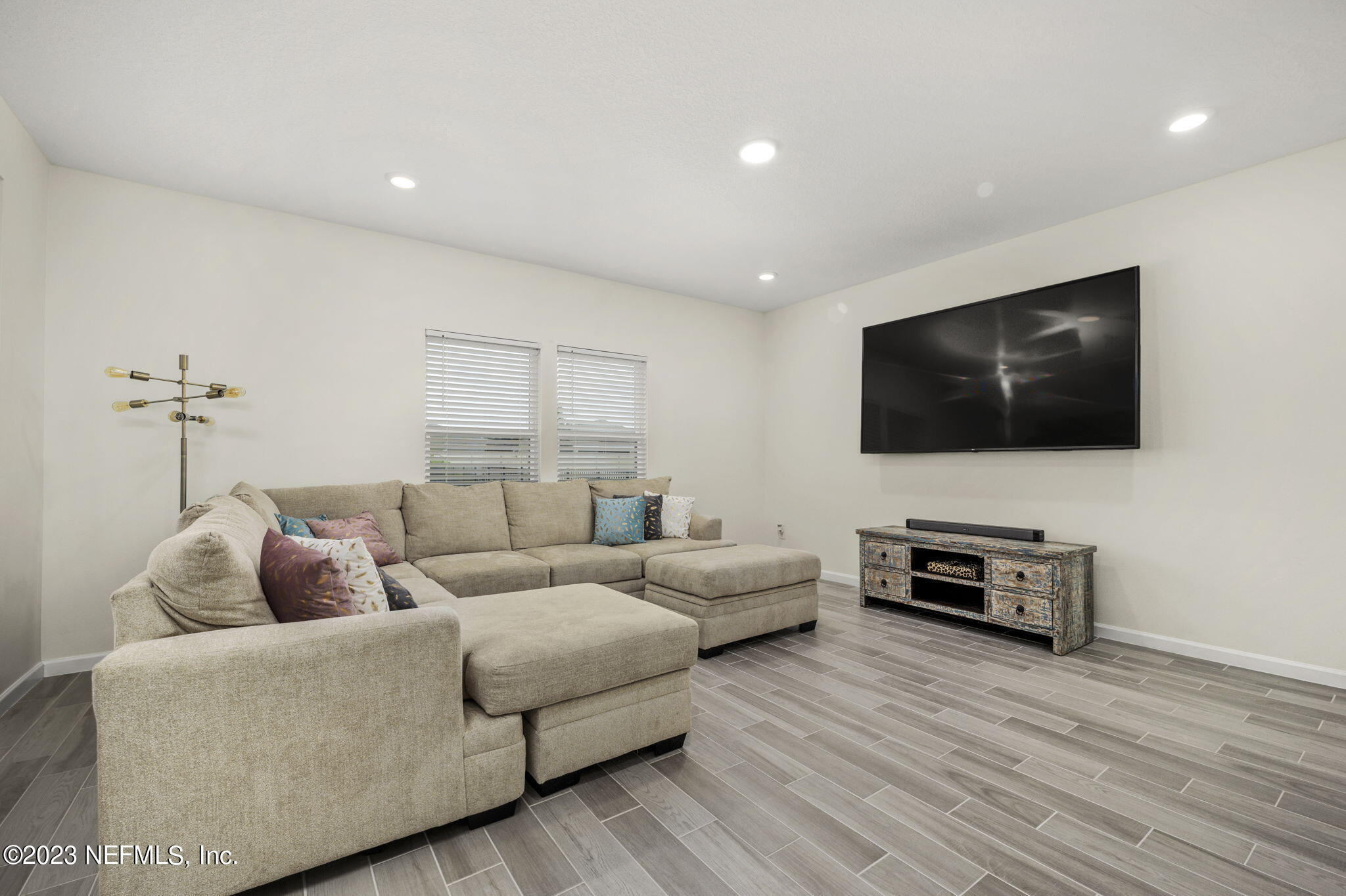 360 BLOOMFIELD Way