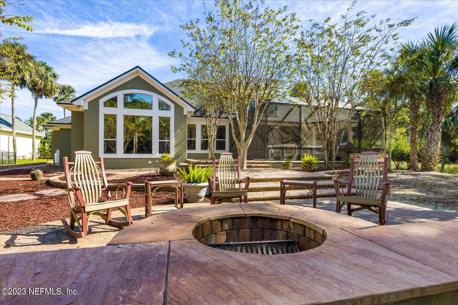 225 ISLE WAY Lane
