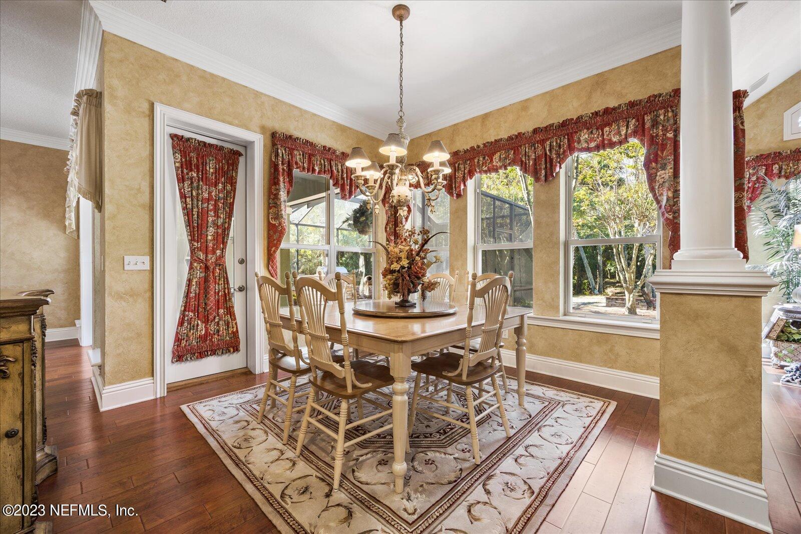 225 ISLE WAY Lane