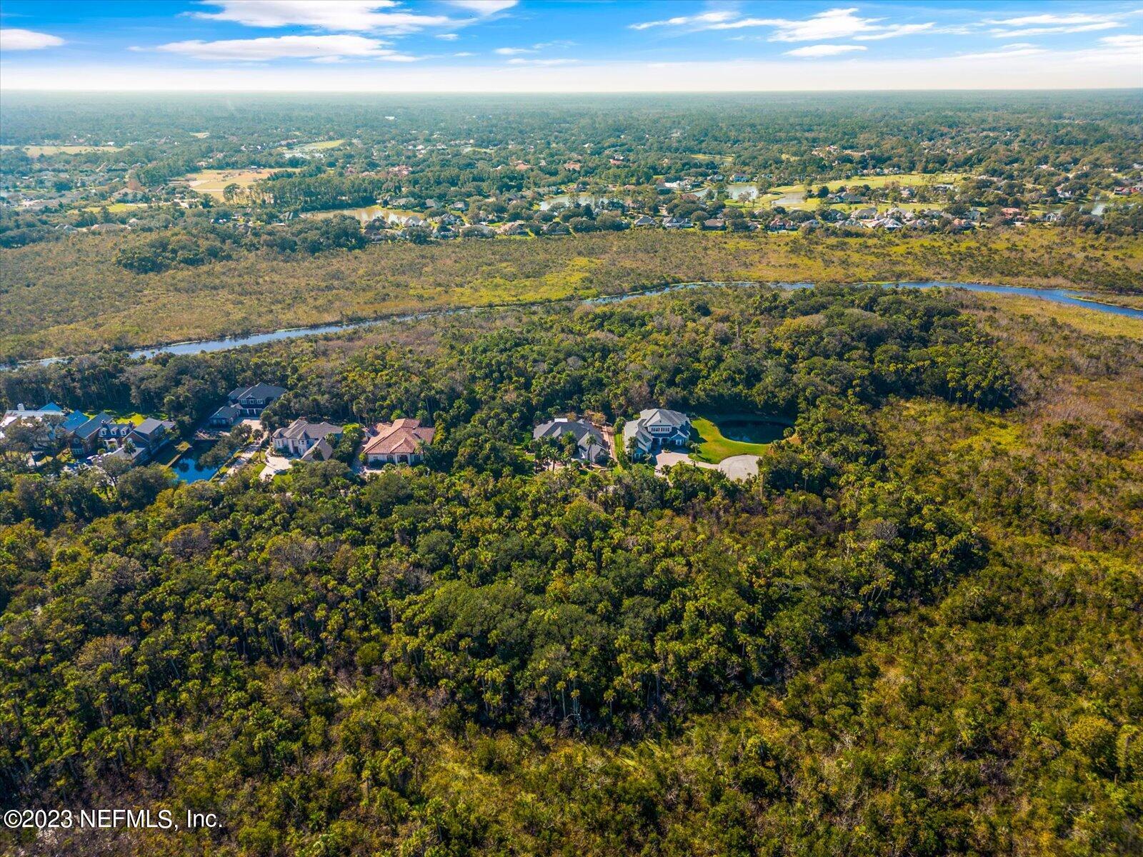 225 ISLE WAY Lane