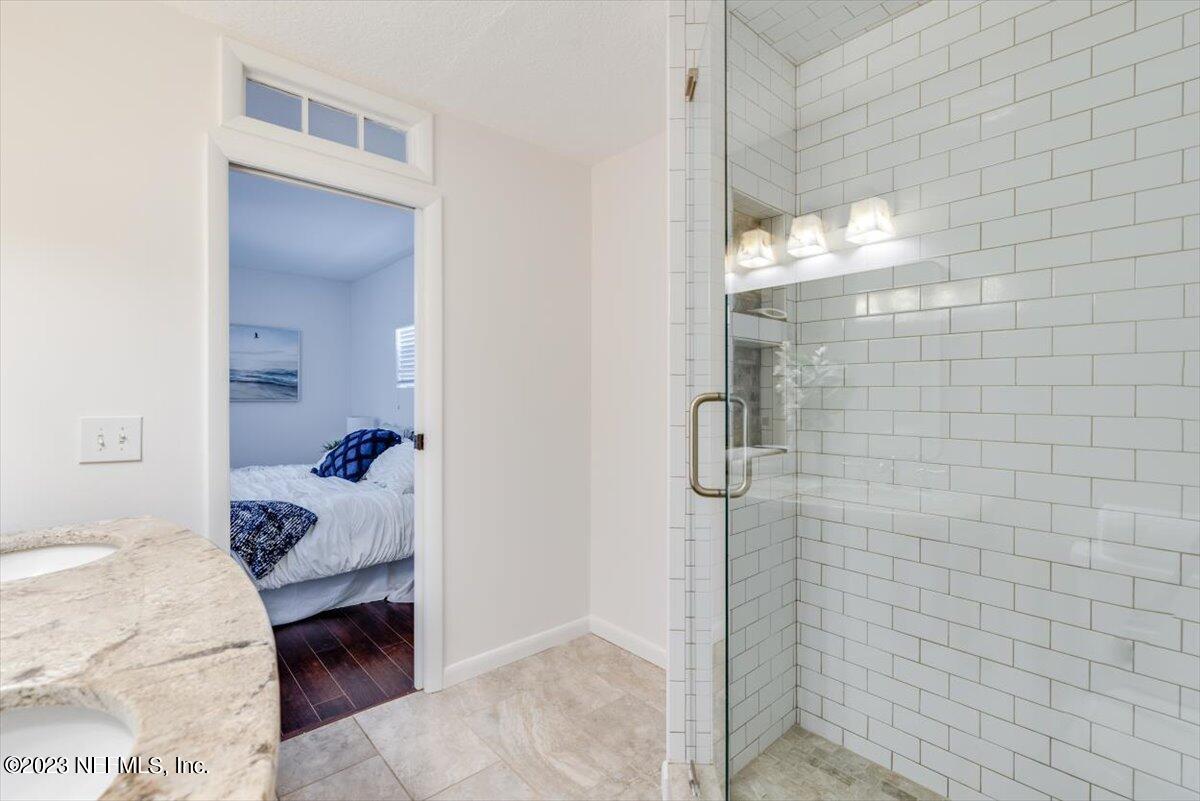 910 16TH Street N