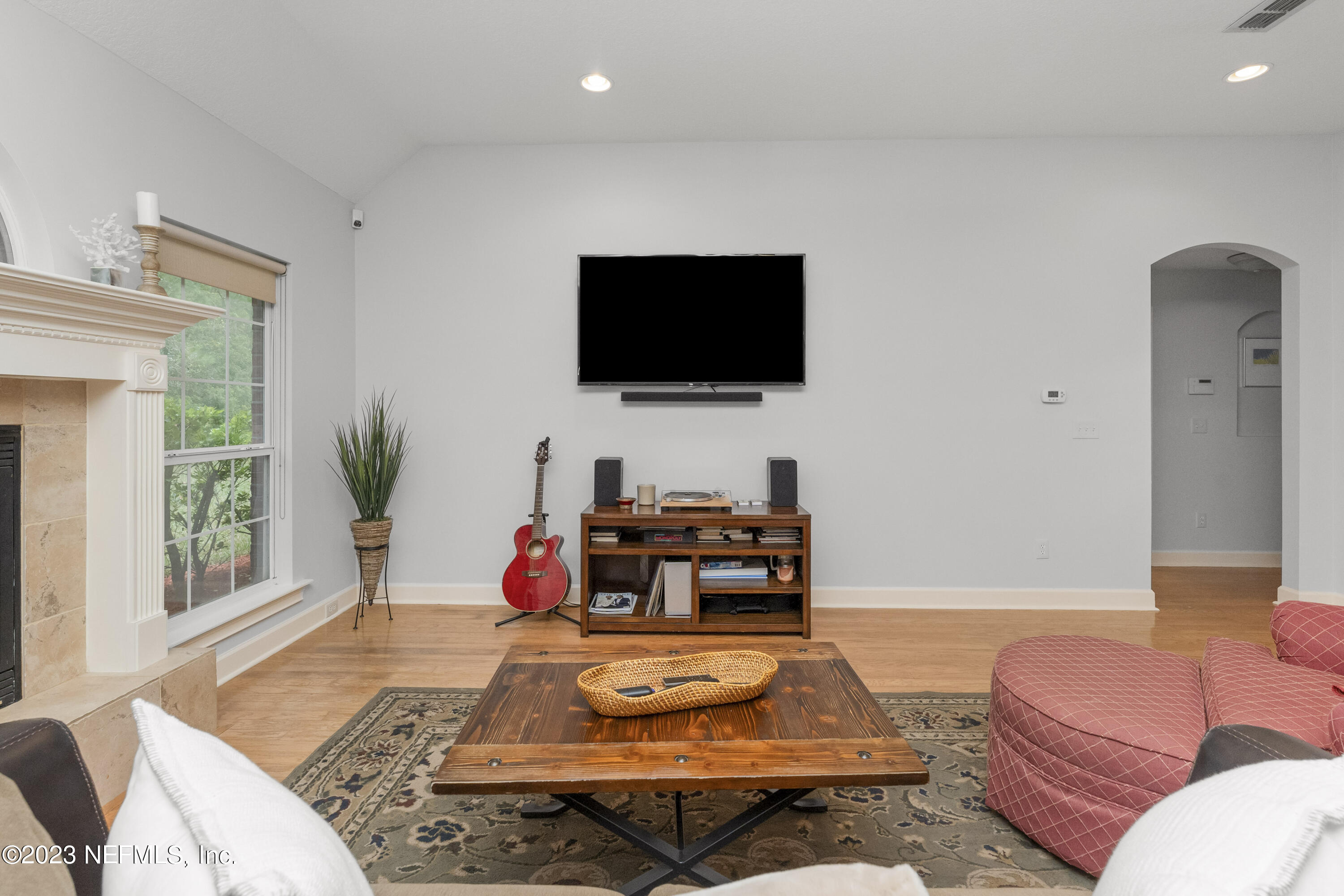 1408 S BURGANDY Trail