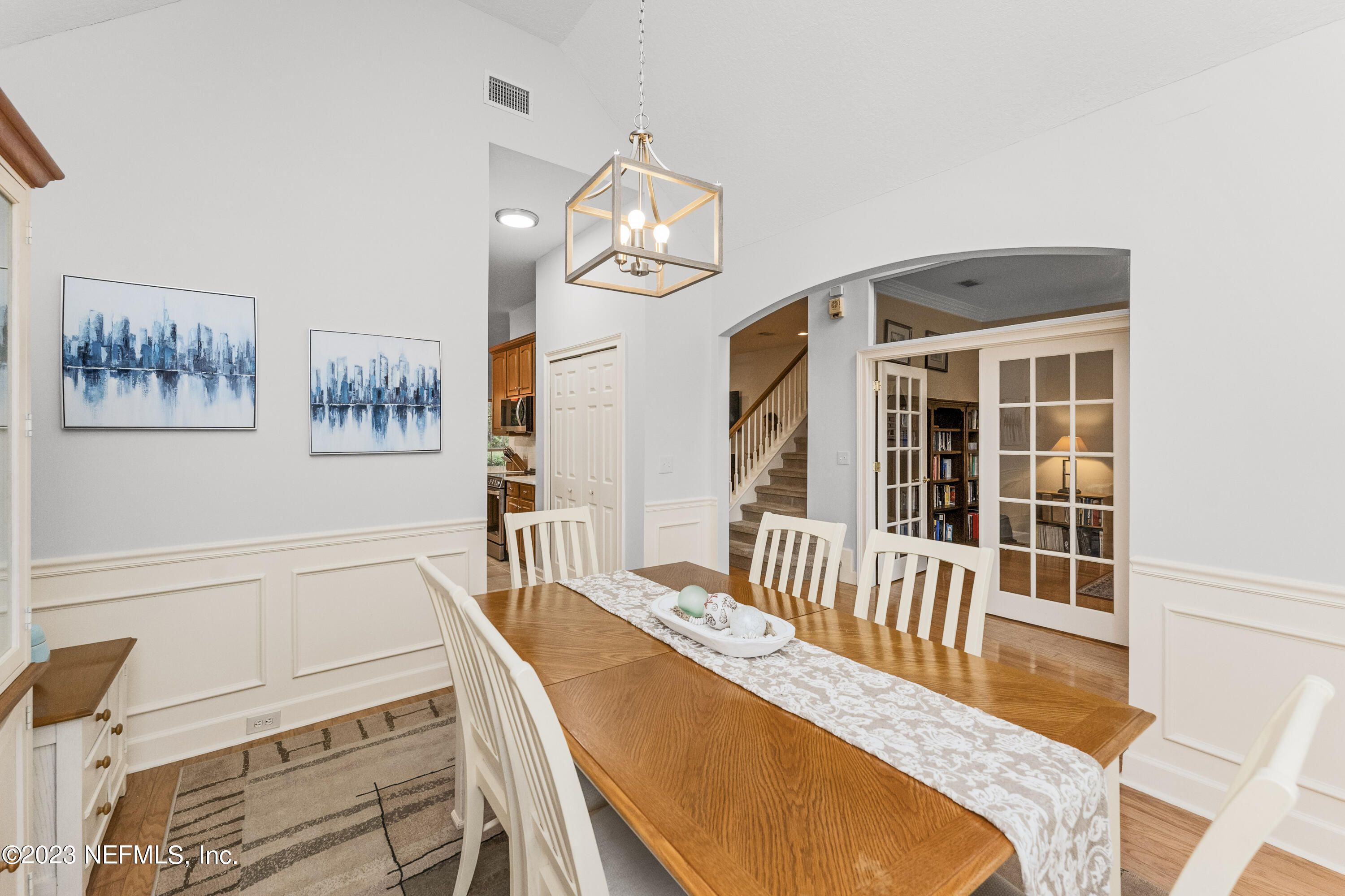 1408 S BURGANDY Trail