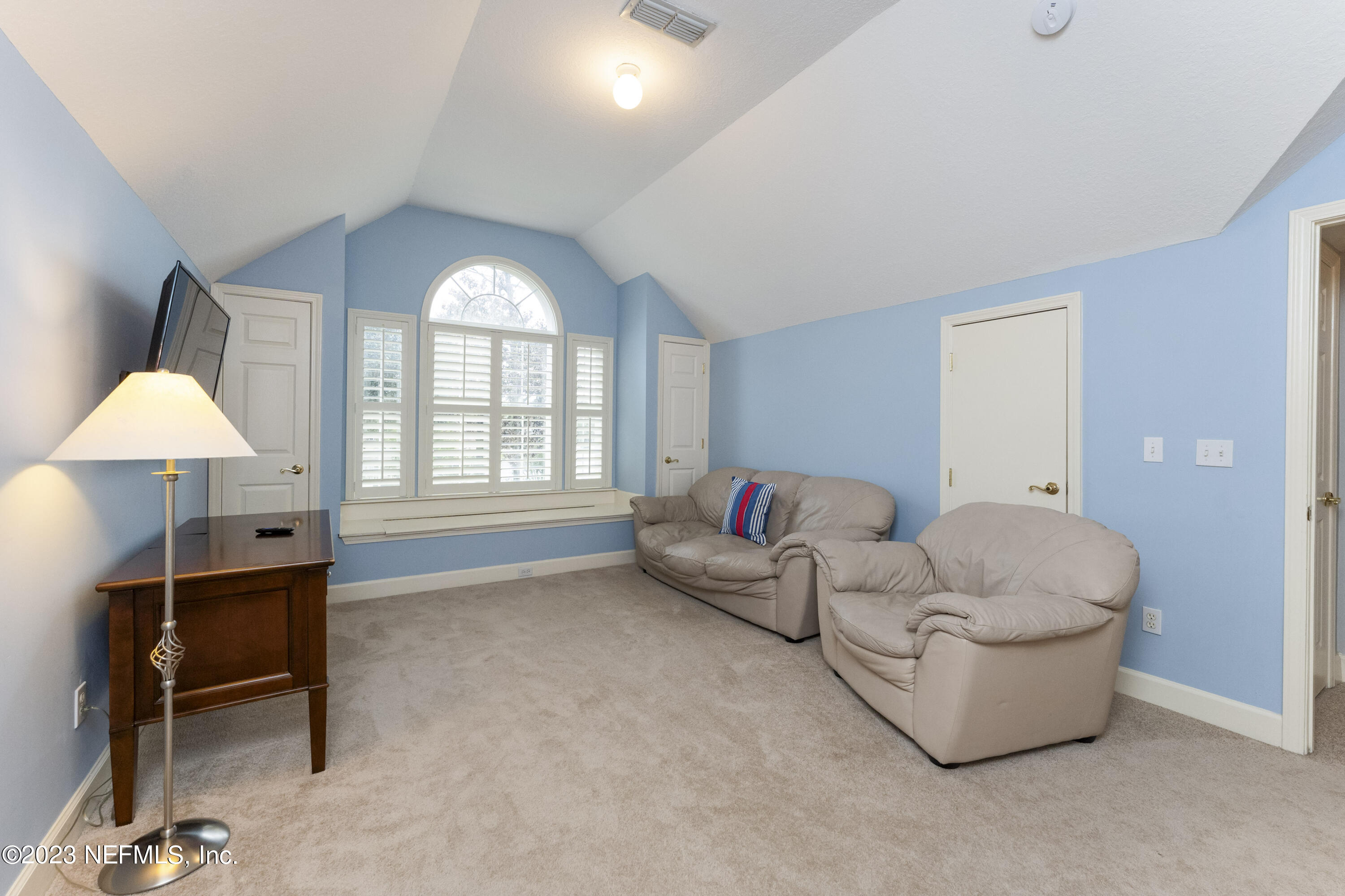 1408 S BURGANDY Trail