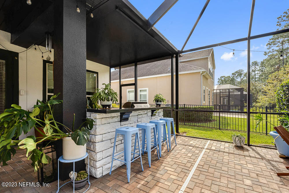 122 STATELY SHOALS Trail