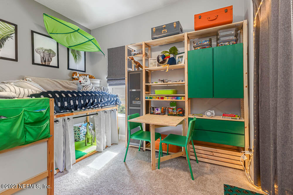 122 STATELY SHOALS Trail